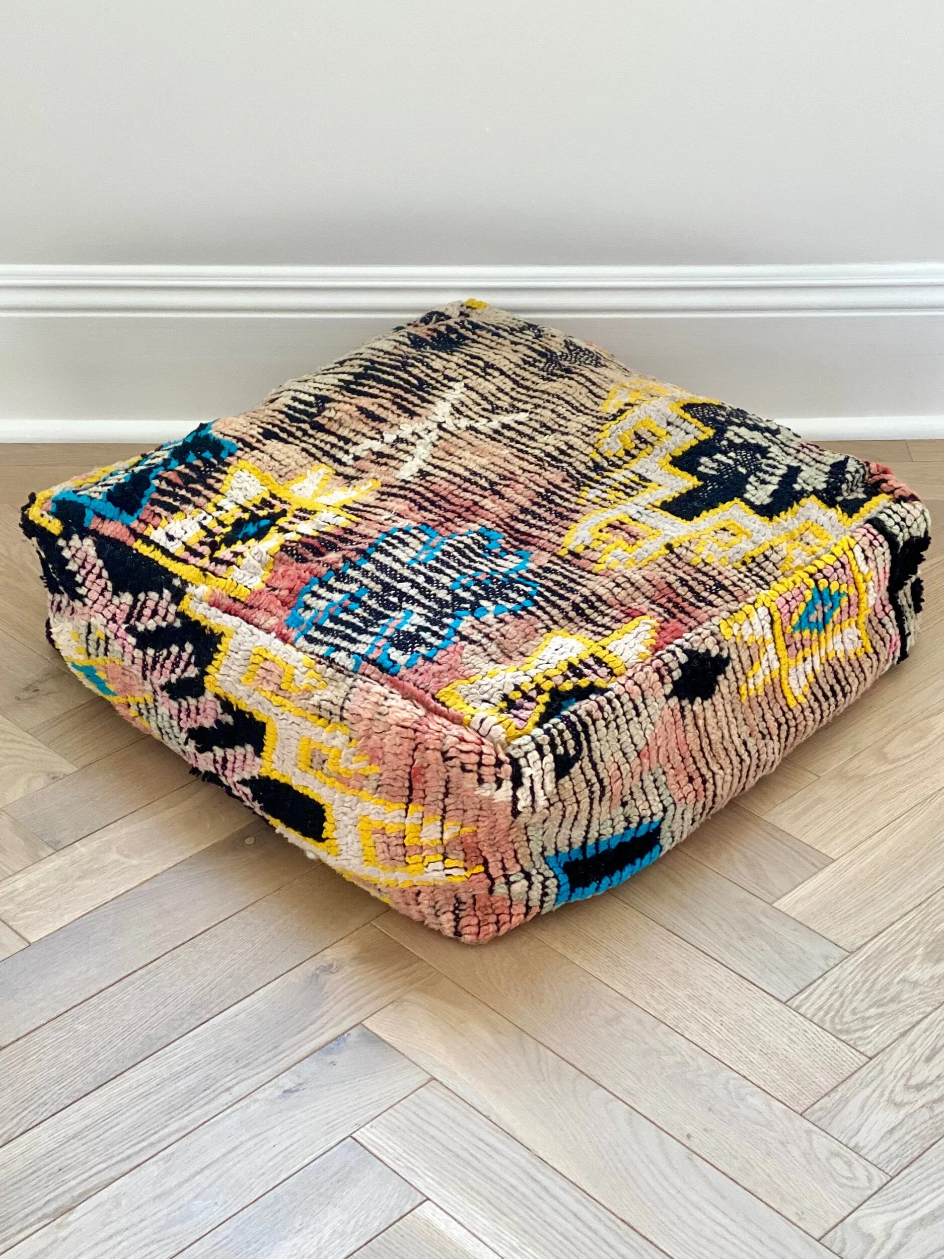 Moroccan pouf