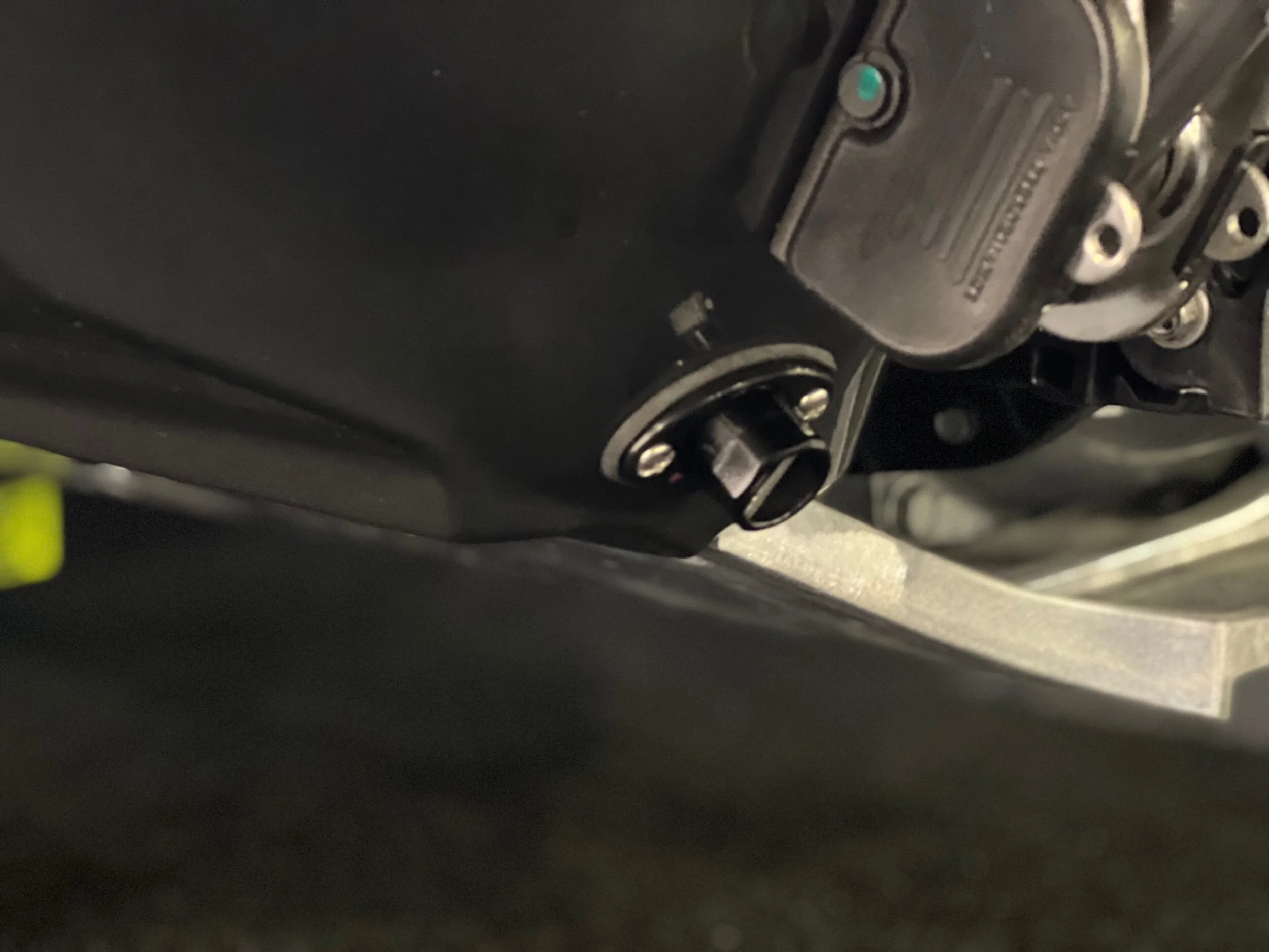 D4E885C2-A008-489B-AFC2-4EFF06C32235