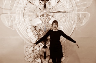 Amy-Myers-in-front-of-art.jpg