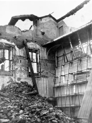 This was how Leonardo da Vinci’s fresco, “The Last Supper,” was protected and survived the bombing of Santa Maria delle Grazie in August, 1943