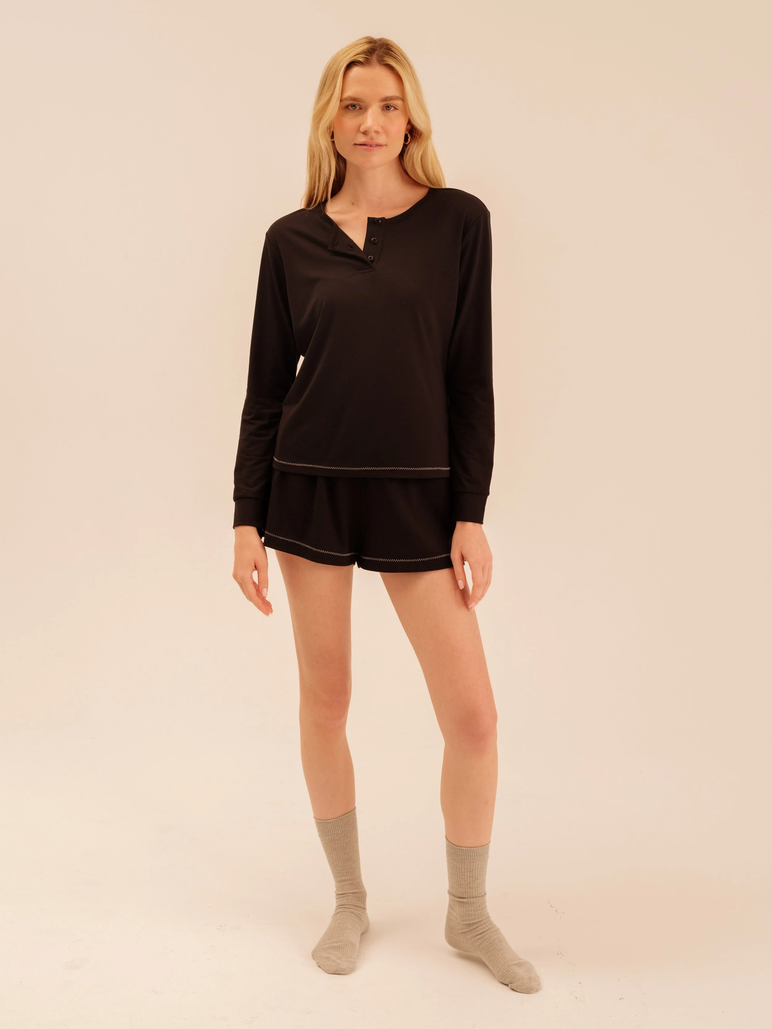 AB_PDP_SHORTS_MIDNIGHT_1043.jpg