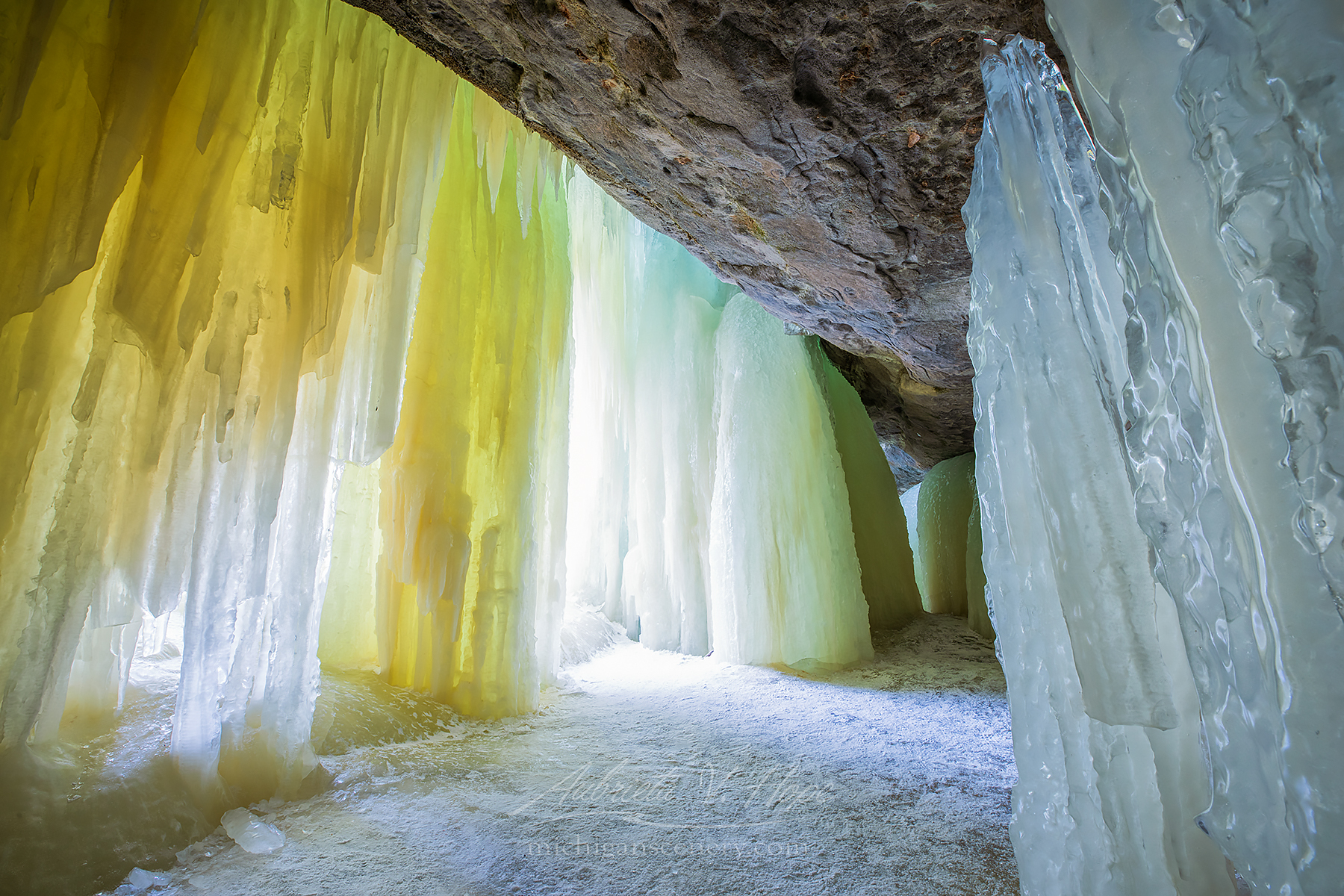 MI18-1011-1326 Eben Ice Caves for workshop by Aubrieta V Hope Michigan Scenery.jpg