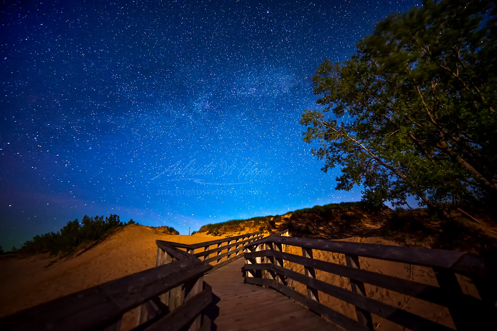 MI15-0702-9822 Milky Way at Overlook 9 by Aubrieta V Hope Michigan Scenery.jpg