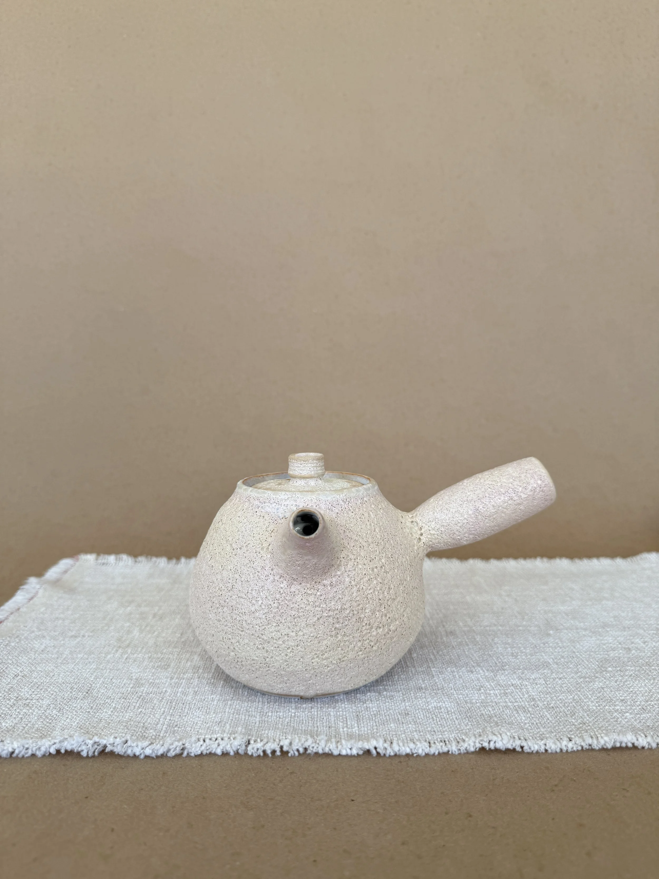 Moon Teapot (500ml)