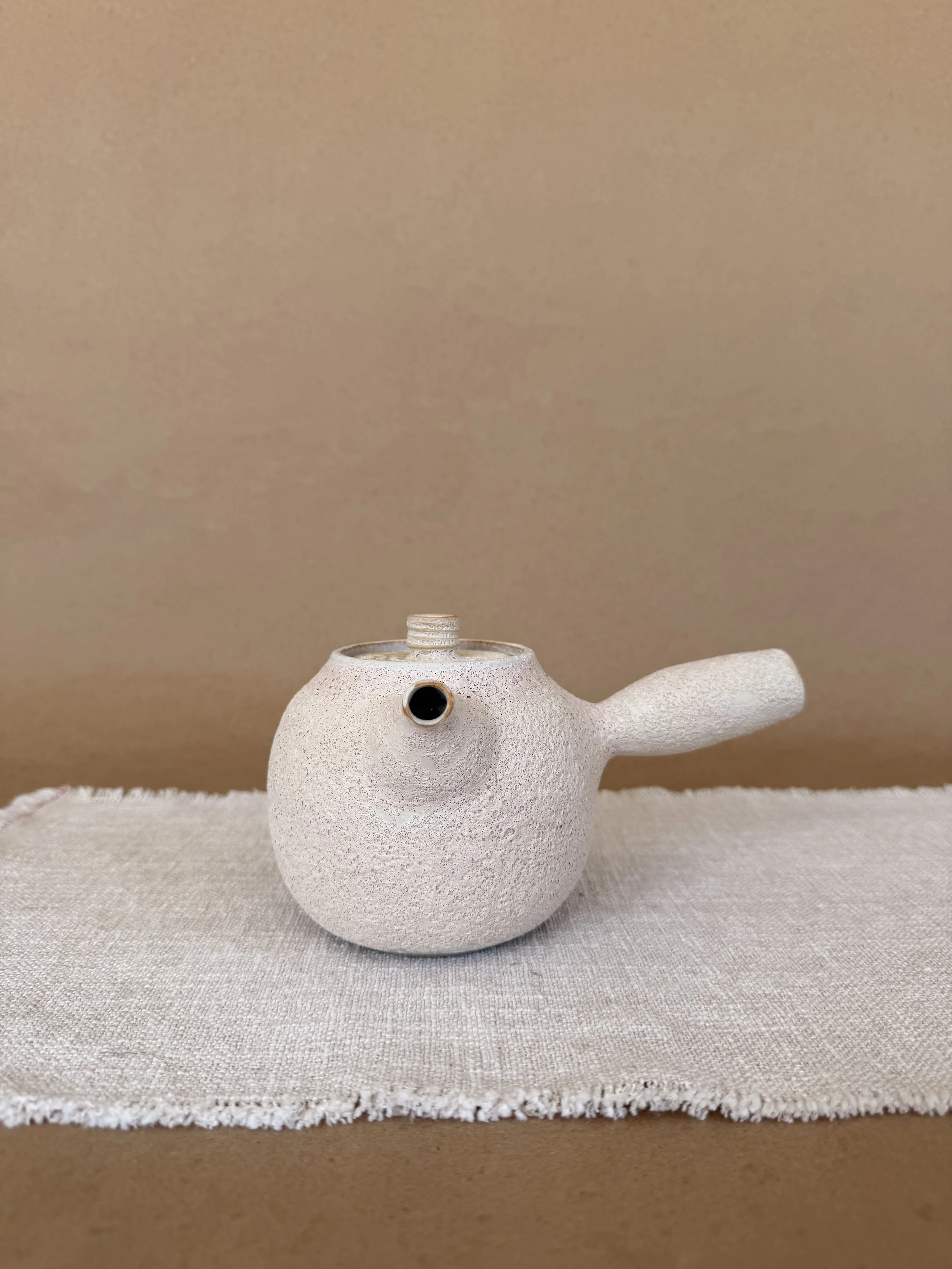 Luna Teapot (400ml)