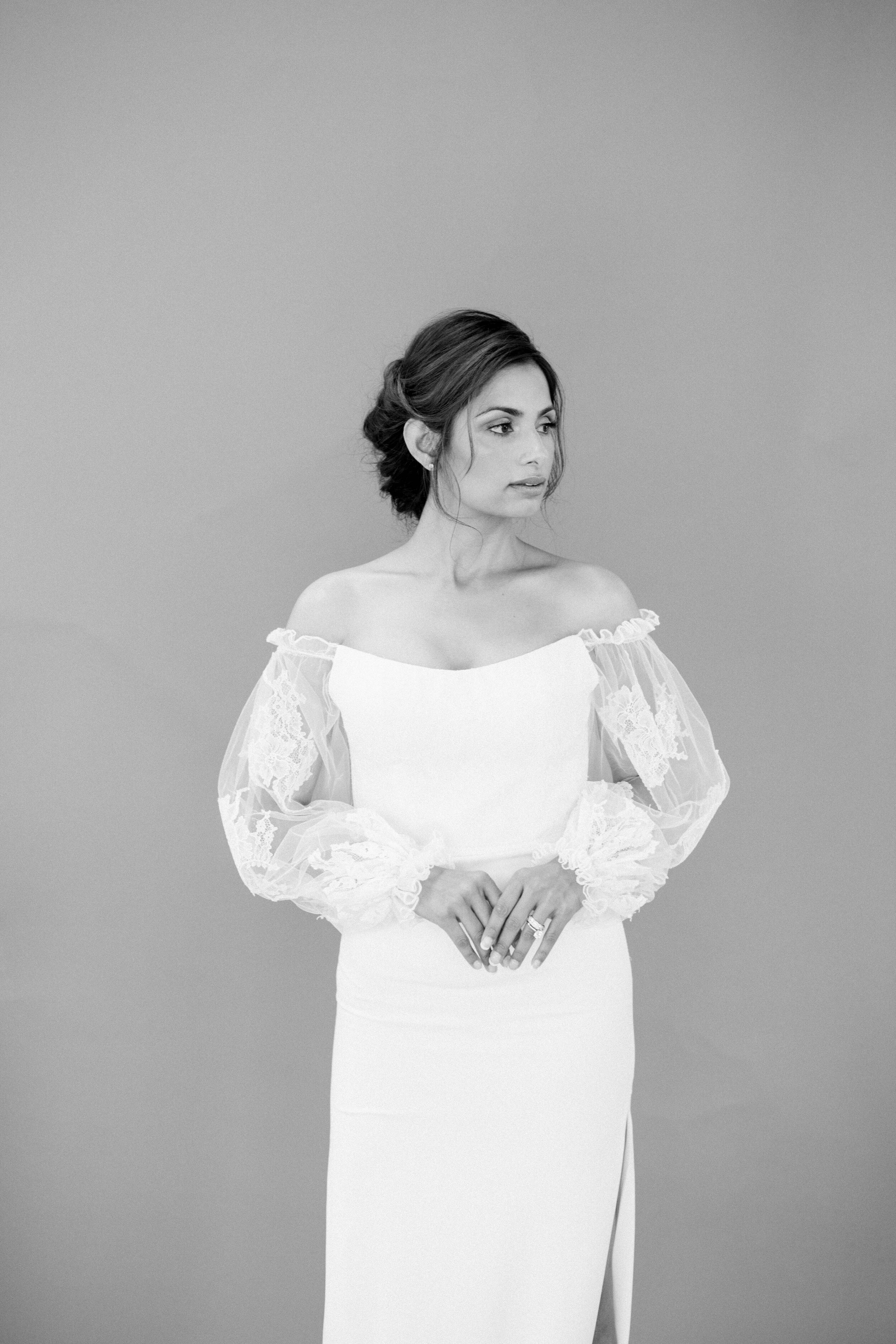 bridal portraits+high fashion+couture bridal gown+alonlivne+vera wang wedding dress+nyc bride+bridal shoot+bridal editorial+photo