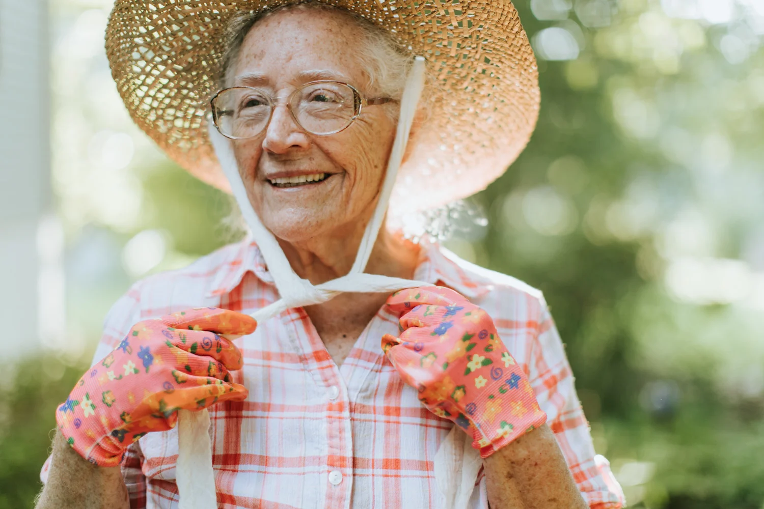 senior lady outdoors-1.jpg
