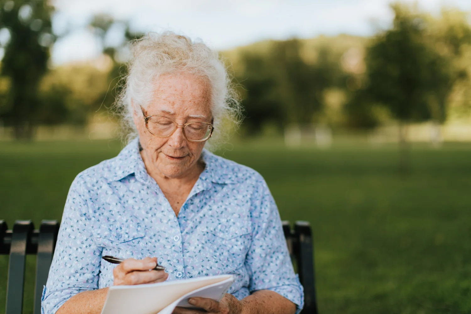 senior-lady-outdoors-9.jpg