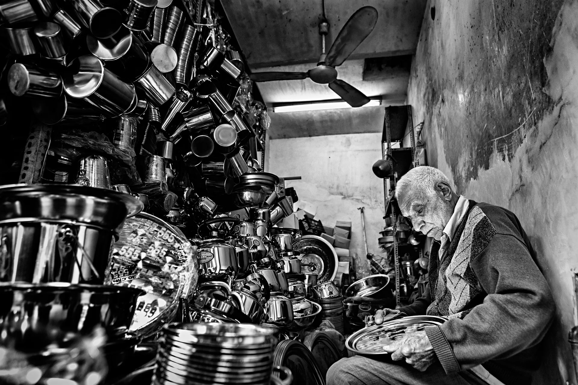 Sina_Poursohi_Photography_Documentary BW 05.jpg