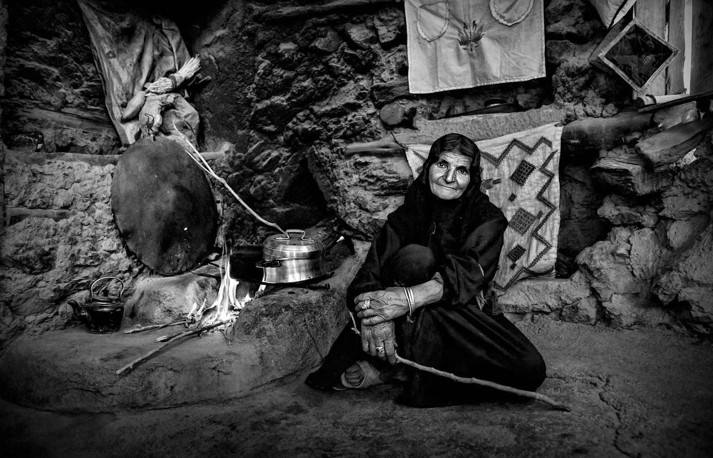Sina_Poursohi_Photography_Documentary BW 11.jpg