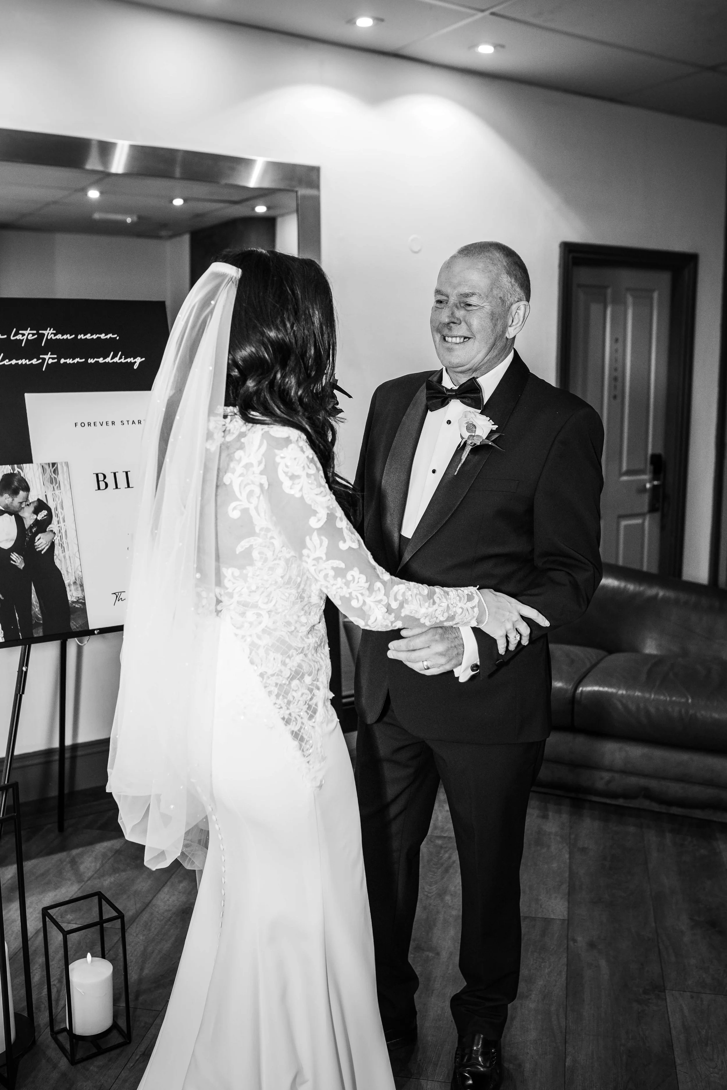 first look with father of bride 