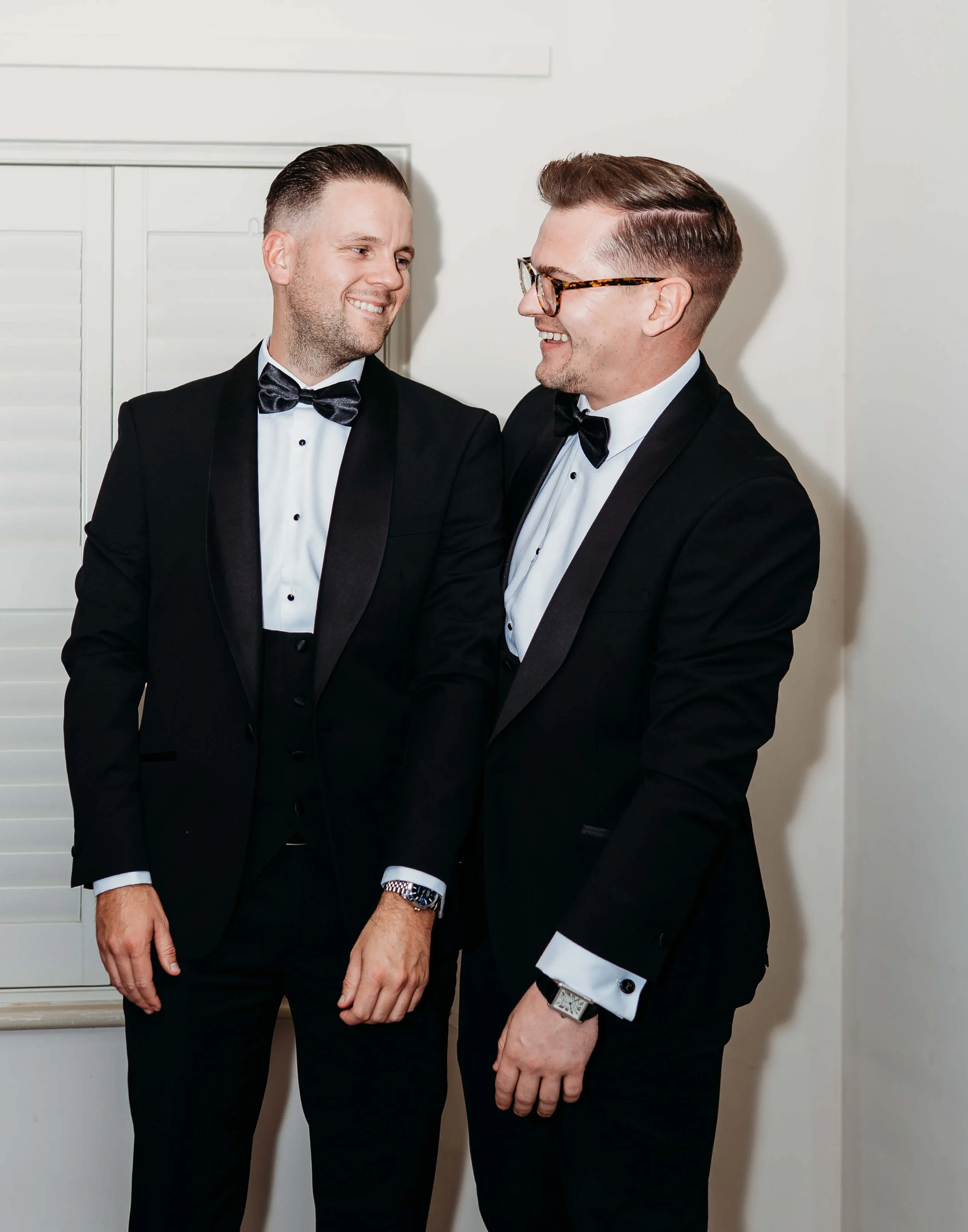 groom and best man having a joke 