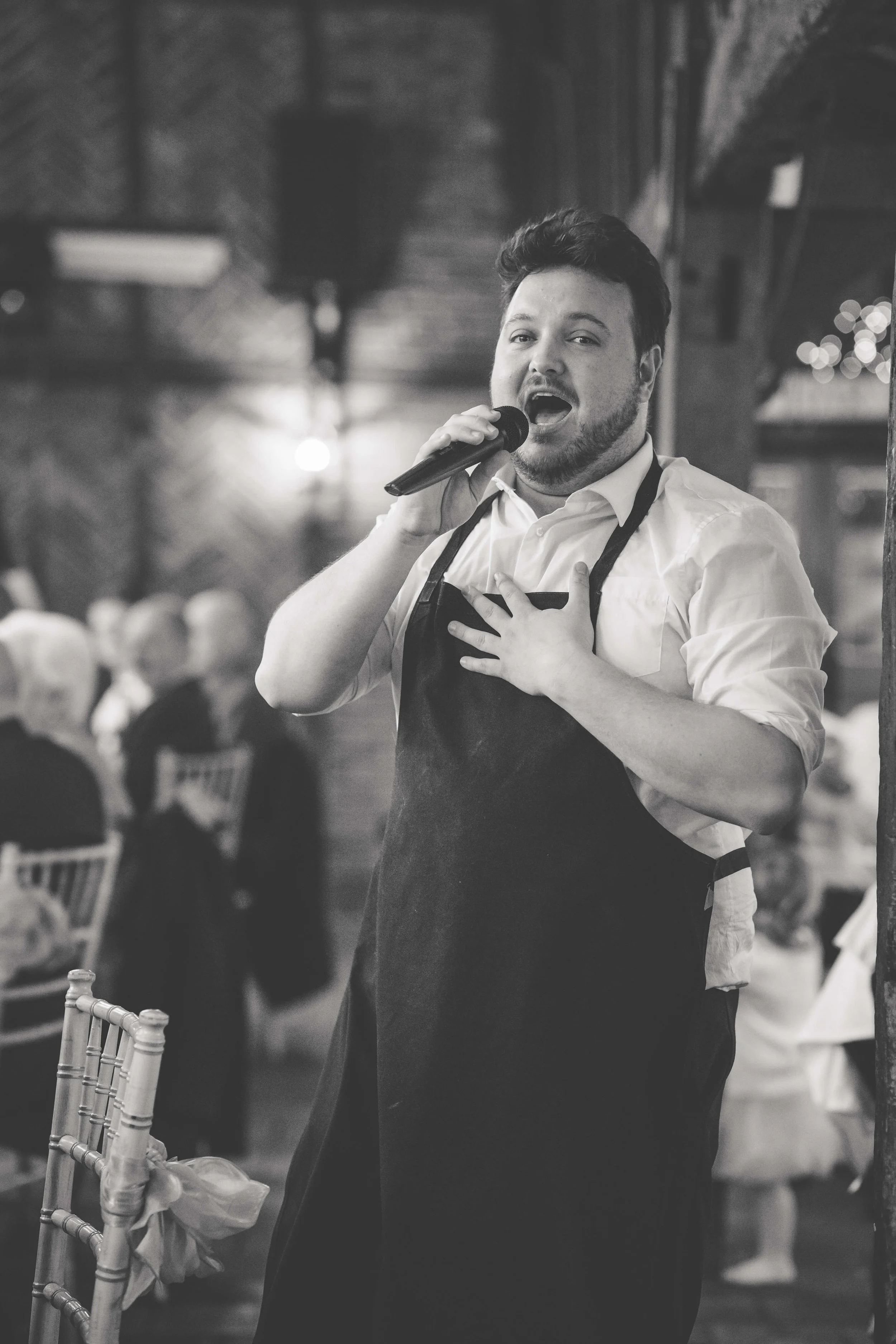 singing waiter at wedding dinner 