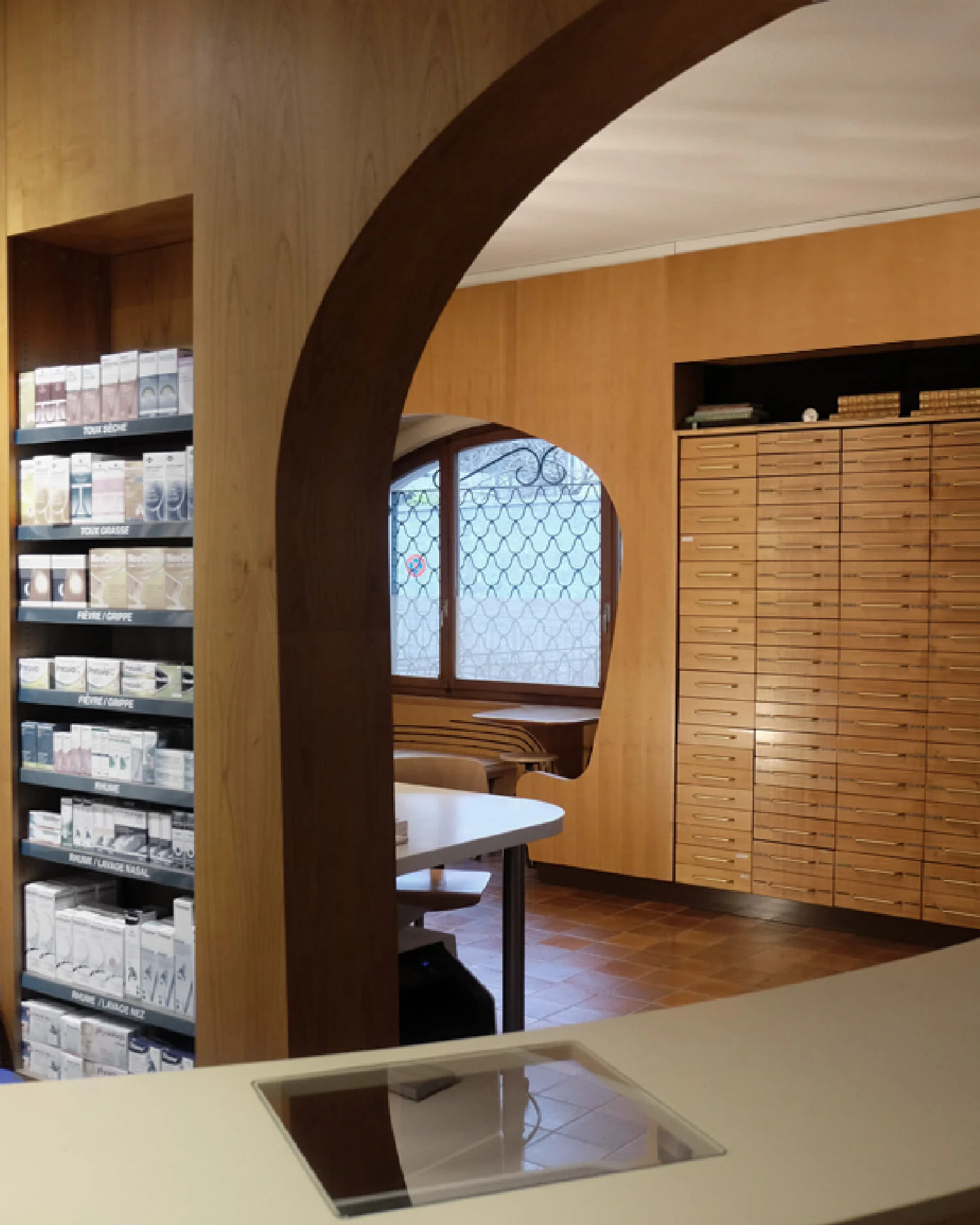 xy-ar.ch-Pharmacie de Cologny-3.jpg