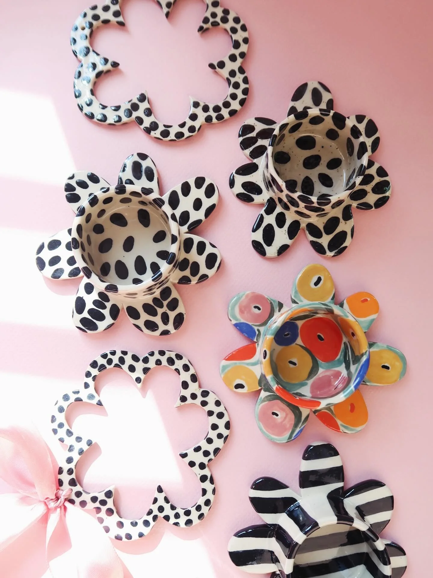 Morgen um 10:00 Uhr 💓
w w w . s a l k e r a m i k . c o m ✨

#potteryart #handbuildingwithclay #ceramicstudio #keramikkunst #kunsthandwerk