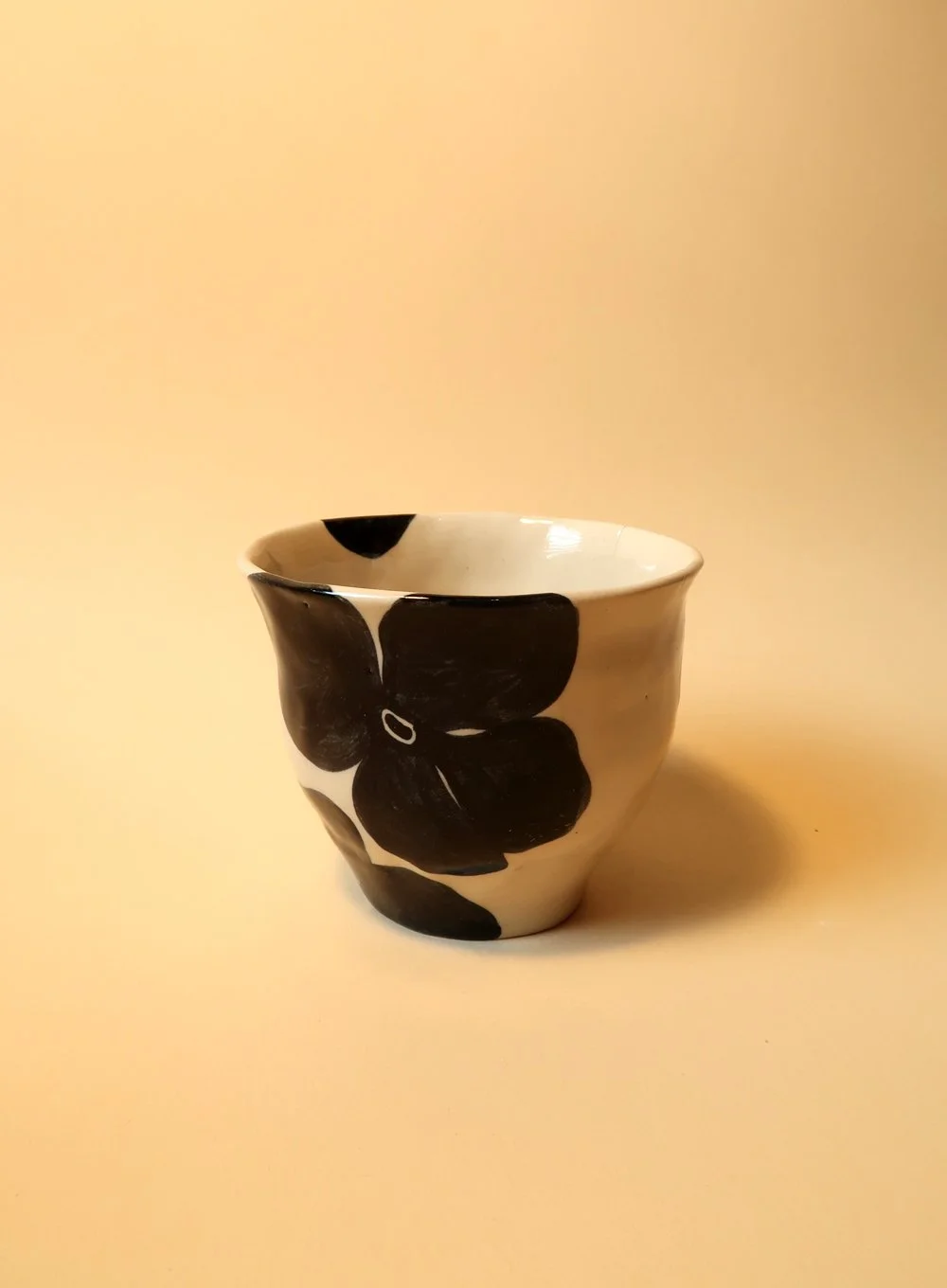 Mohnbecher (kleiner Riss)