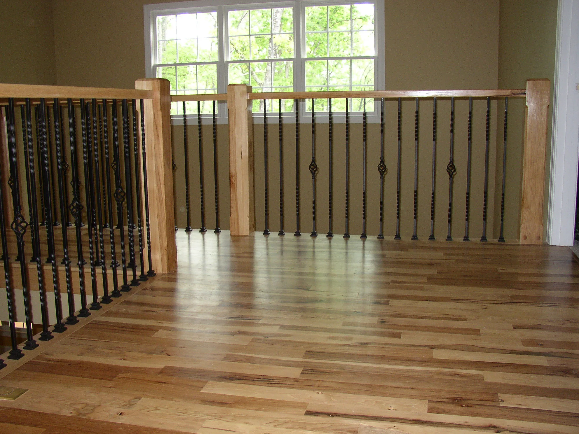 Hickory Custom Newel