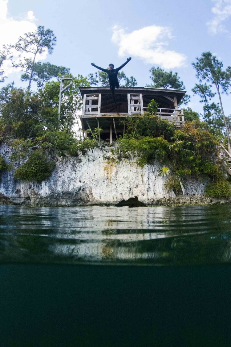 Silent+Hunter+-+Annie++Guttridge+-+Dr+Tristan+Guttridge+-+The+Bahamas+-+Andros+-+Shark+Diving+-+Eco+-+Eco+Tourism++-+Blue+Hole+-+Inland+Blue+Hole+-+Captain+Bill's+Blue+Hole+-+Bill+Blue+hole (1).jpeg