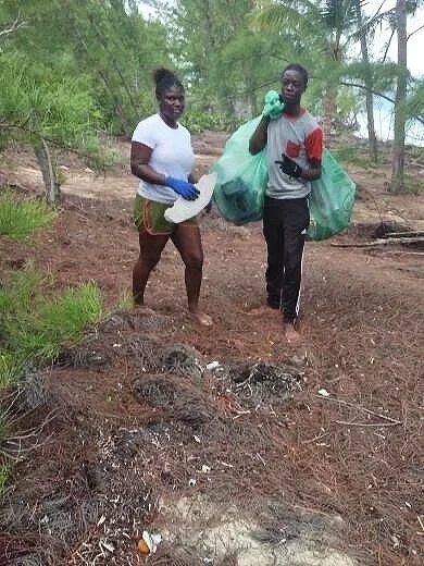Saving+the+Blue+-+501+c+3+-+Non+profit+-+Nonprofit+-+Not+for+Profit+-+Beach+Clean+-+Clean+up+-+Trash+-+Sharks+-+Shark+-+Green+Living+-+The+Bahamas+-+Andros+-+Environment++-+Marine+Biology+-+Marine+Bio+-+Shark+Research+-+Nature (2).webp