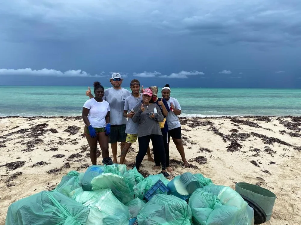 Saving+the+Blue+-+501+c+3+-+Non+profit+-+Nonprofit+-+Not+for+Profit+-+Beach+Clean+-+Clean+up+-+Trash+-+Sharks+-+Shark+-+Green+Living+-+The+Bahamas+-+Andros+-+Environment++-+Marine+Biology+-+Marine+Bio+-+Shark+Research+-+Nature (3).webp