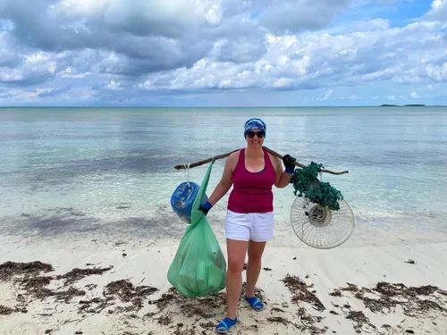 Saving+the+Blue+-+501+c+3+-+Non+profit+-+Nonprofit+-+Not+for+Profit+-+Beach+Clean+-+Clean+up+-+Trash+-+Sharks+-+Shark+-+Green+Living+-+The+Bahamas+-+Andros+-+Environment++-+Marine+Biology+-+Marine+Bio+-+Shark+Research+-+Nature.webp