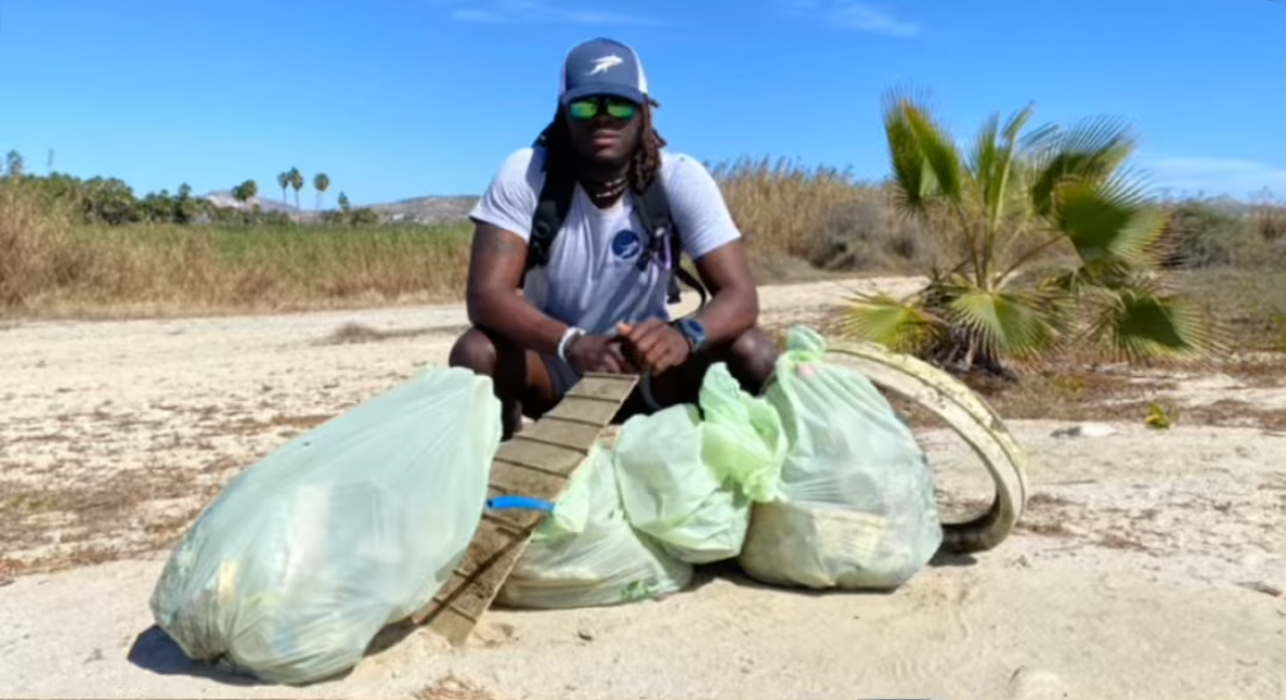 Saving+the+Blue+-+501+c+3+-+Non+profit+-+Nonprofit+-+Not+for+Profit+-+Beach+Clean+-+Clean+up+-+Trash+-+Green+Living+-+Environment++-+Pollution+-+Plastic+-+Single+Use+-+Nature+-+Three+for+the+Sea+-+Reuse+-+Recycle (3).webp