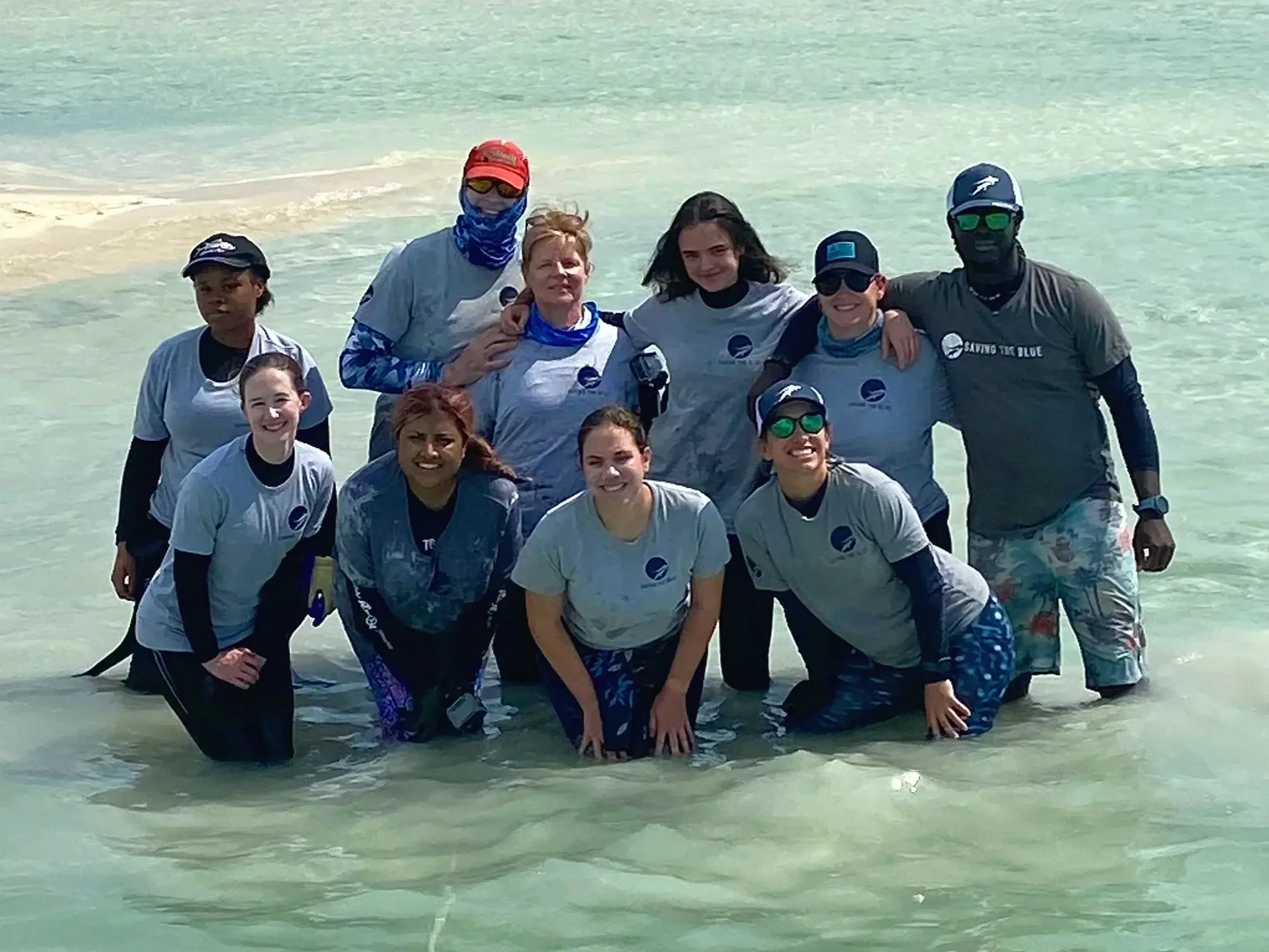 Lori Ann Noordergraaf - Sharks - Shark - Donate - Donation - Obituary - Saving the Blue - Non Profit - Shark Research Station