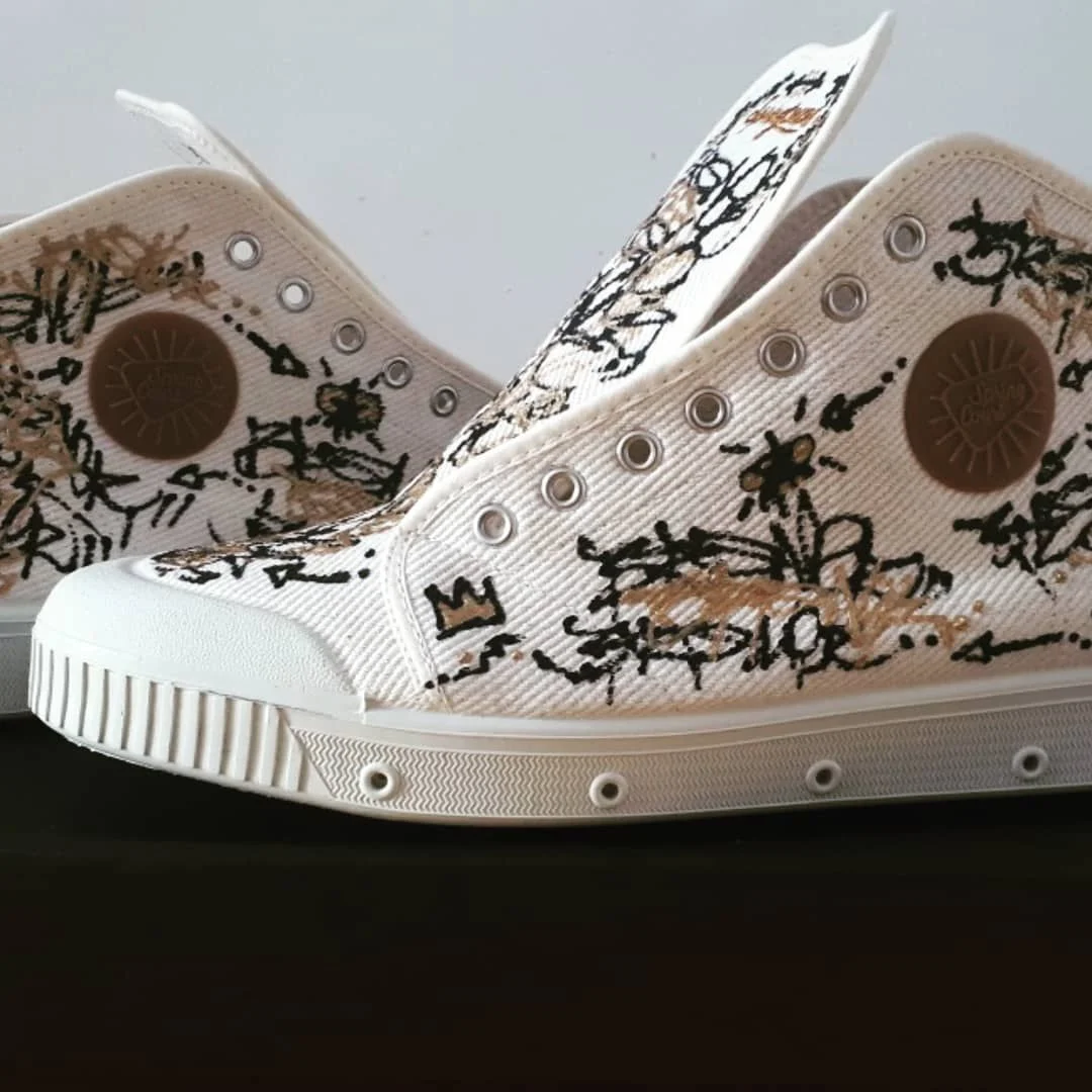 Sneakers "Graffiti"