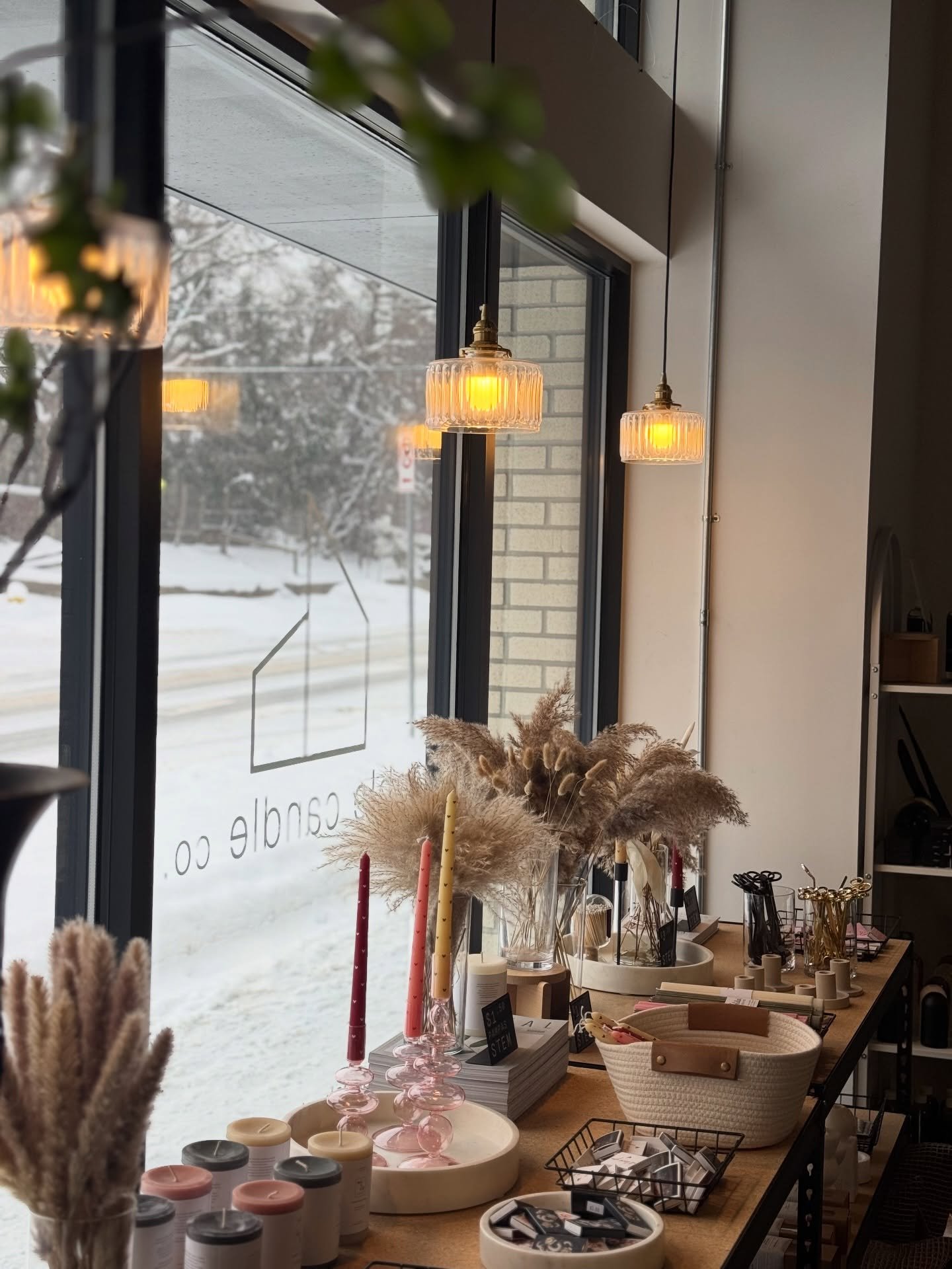 You know the perfect solution for freezing temperatures outside? Candles INSIDE 😜🔥

Join us for a cozy candle workshop and bring home a candle to help brighten your the forcast for the upcoming week!

Don&rsquo;t worry, it&rsquo;s a warm sunny 70 d