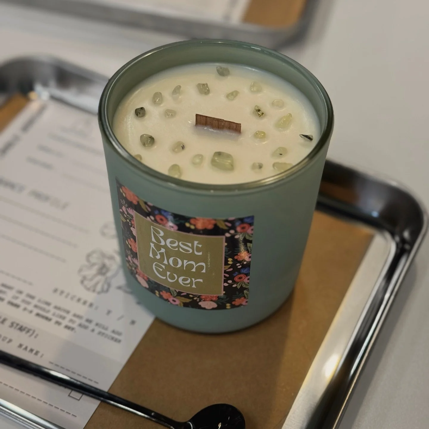 Looking for something fun to do with Mom this weekend? 🕯️💐 Spend some time together making candles and creating memories✨

🗓️We are fully booked on Sunday (thank you all!🤍), but we still have a few spots open on Saturday- check the link in our bi