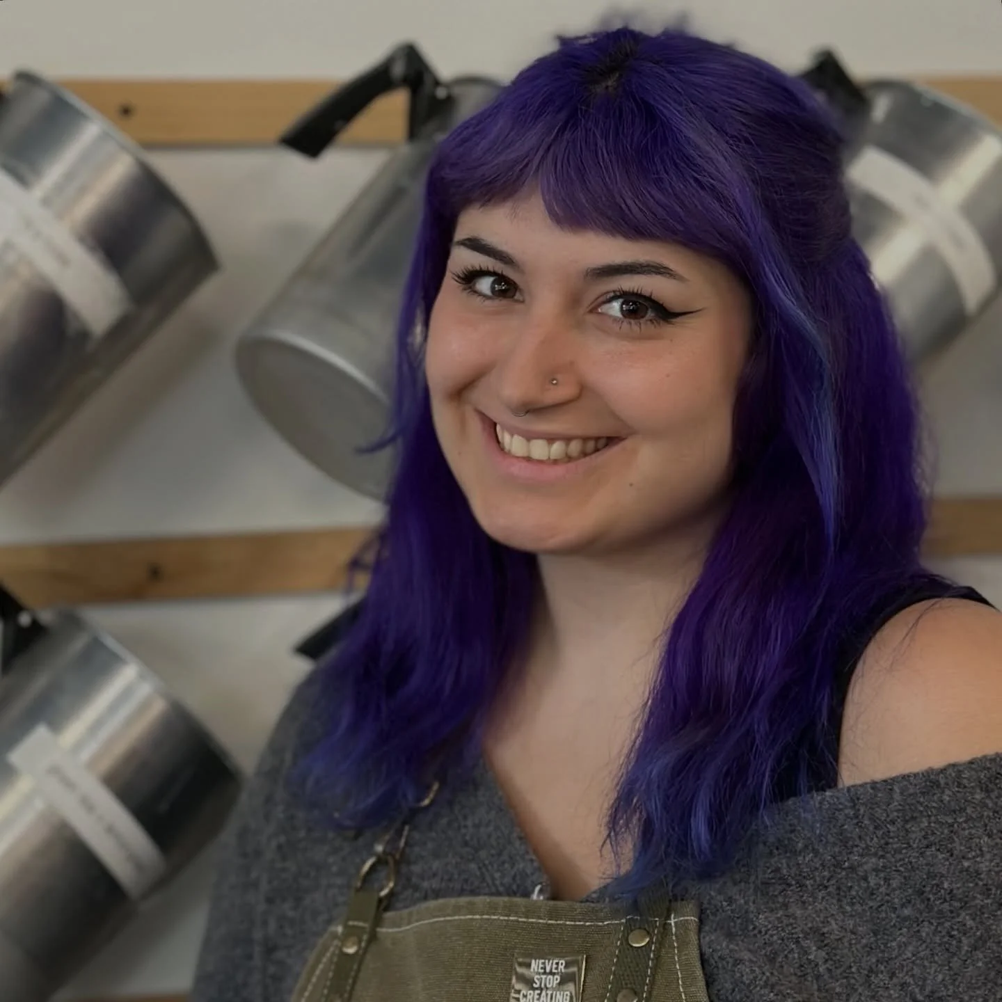 🔥 Meet Izzy 🔥 the newest addition to our candle crew! You&rsquo;ll spot her around the studio restocking candles, leading your workshop, and bringing all the cozy candle vibes ✨🕯️

Right now, Izzy&rsquo;s go-to workshop blend is tonka, chai and pr