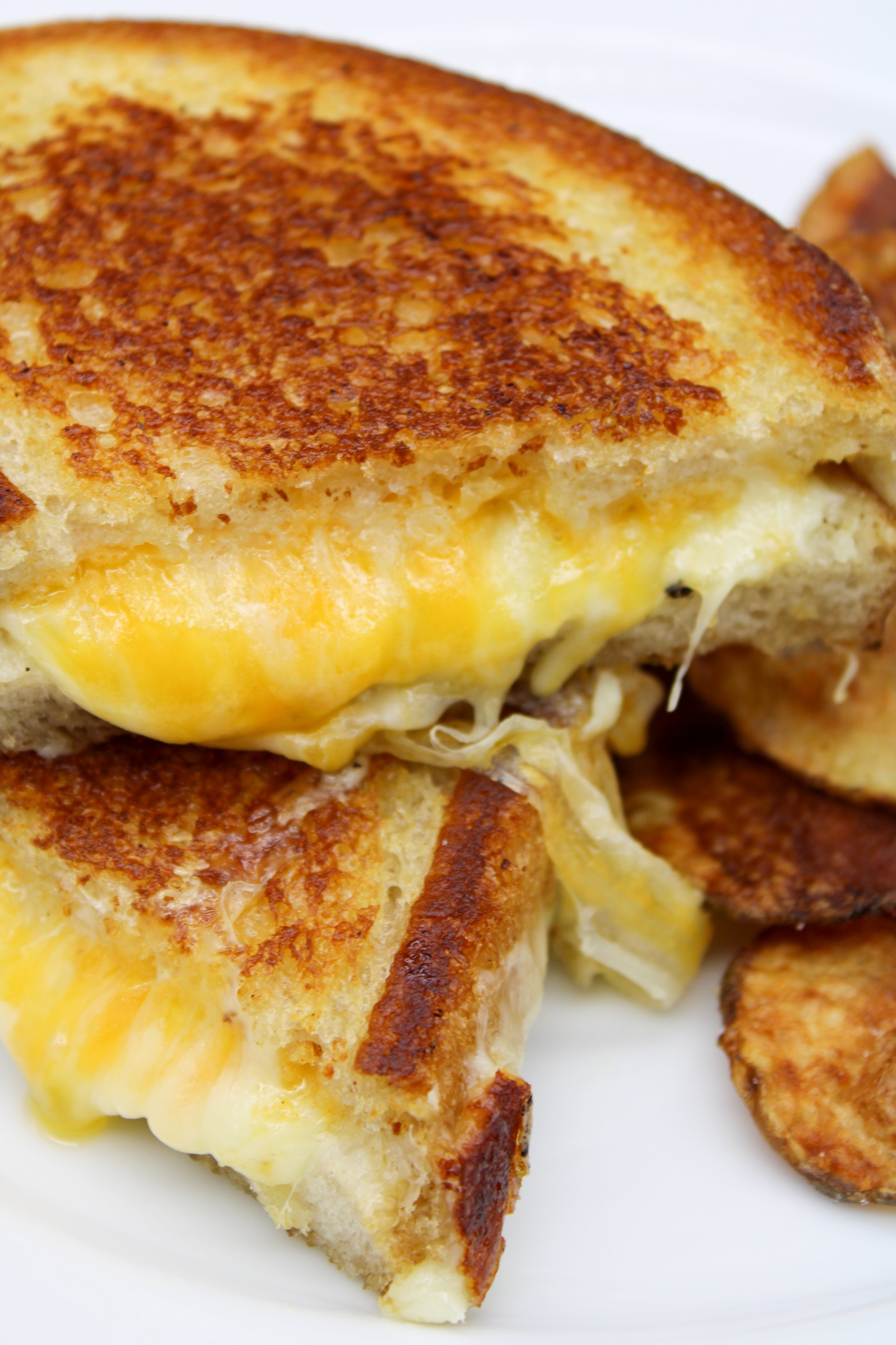 4 cheese grilled cheese.jpg