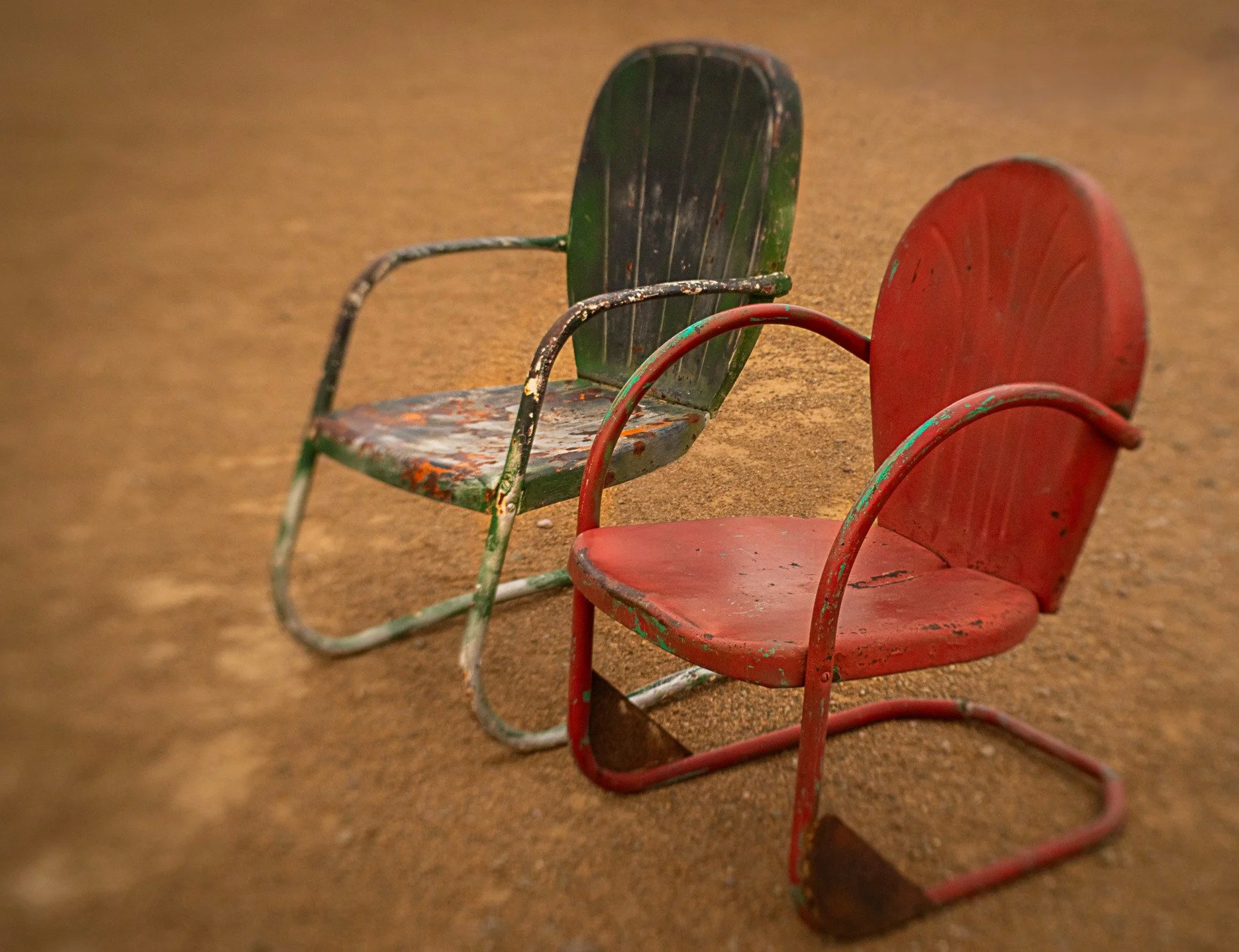 "Where Time Sat Down"

Taken with my EM1 mark II (happened to be perusing an old folder and found sme cool unseen RAW files)

#wabisabi #chairs