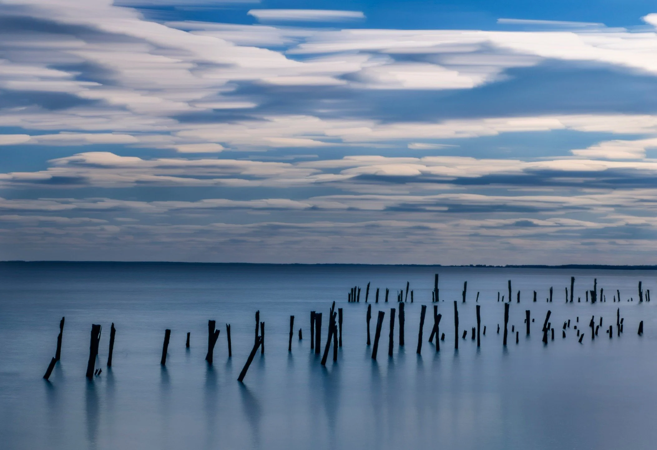 Cloud Stacking via daylight makes the clouds painterly and the water smooth

Taken with my @omsystem.americas M Zuiko 12-100mm lens on my OM-1 camera using daylight live composite on bulb mode

@omsystem.americas
#omsystem #pier #longexposure #liveco