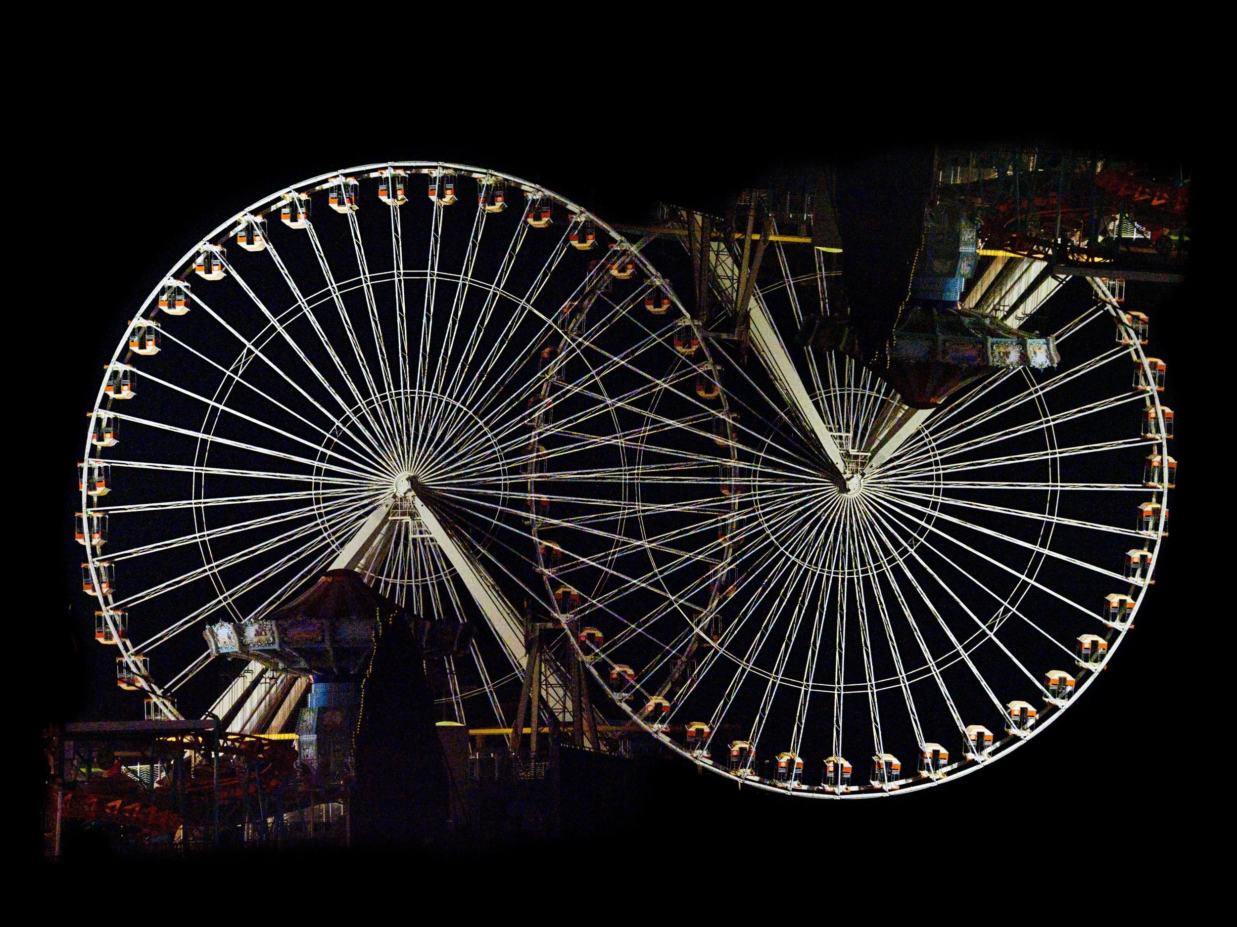 In-camera multiple exposure

Having a fun walkabout with the @omsystem.americsa OM-5 mark II and M Zuiko 12-45 mm lens
Handheld in-camera multiple exposures before our upcoming retreat. 

#omsystem #multipleexposure #ferriswheel #lisatomphotos #natur