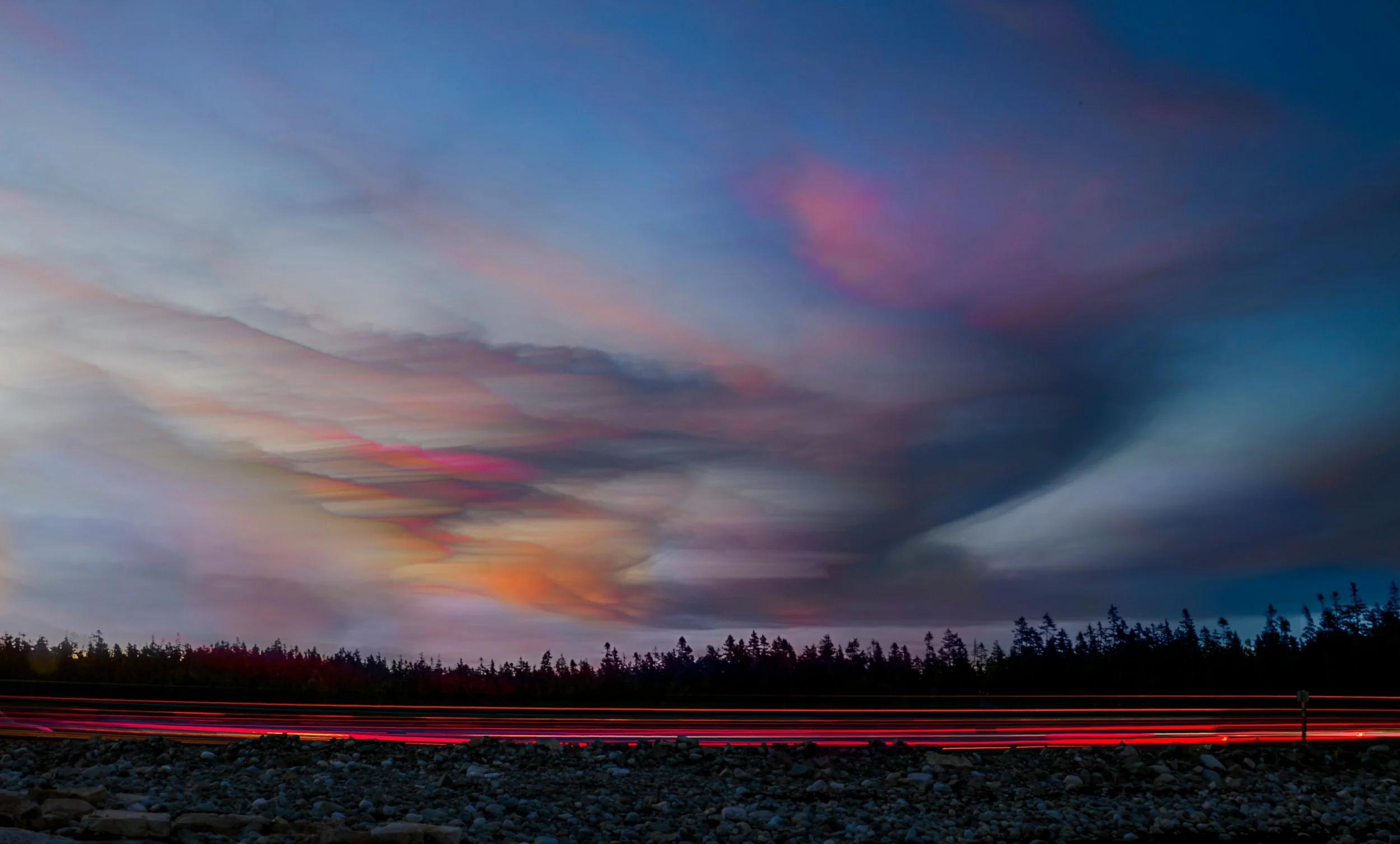 Long exposure after sunset

Taken with my @omsystem.americas M Zuiko 12-100mm lens on my OM-1 mark II using live composite

1/2 second exposures stacked in-camera f22 | ISO 200

#omsystem #sunset #longexposures #livecomposite #lisatomphotos