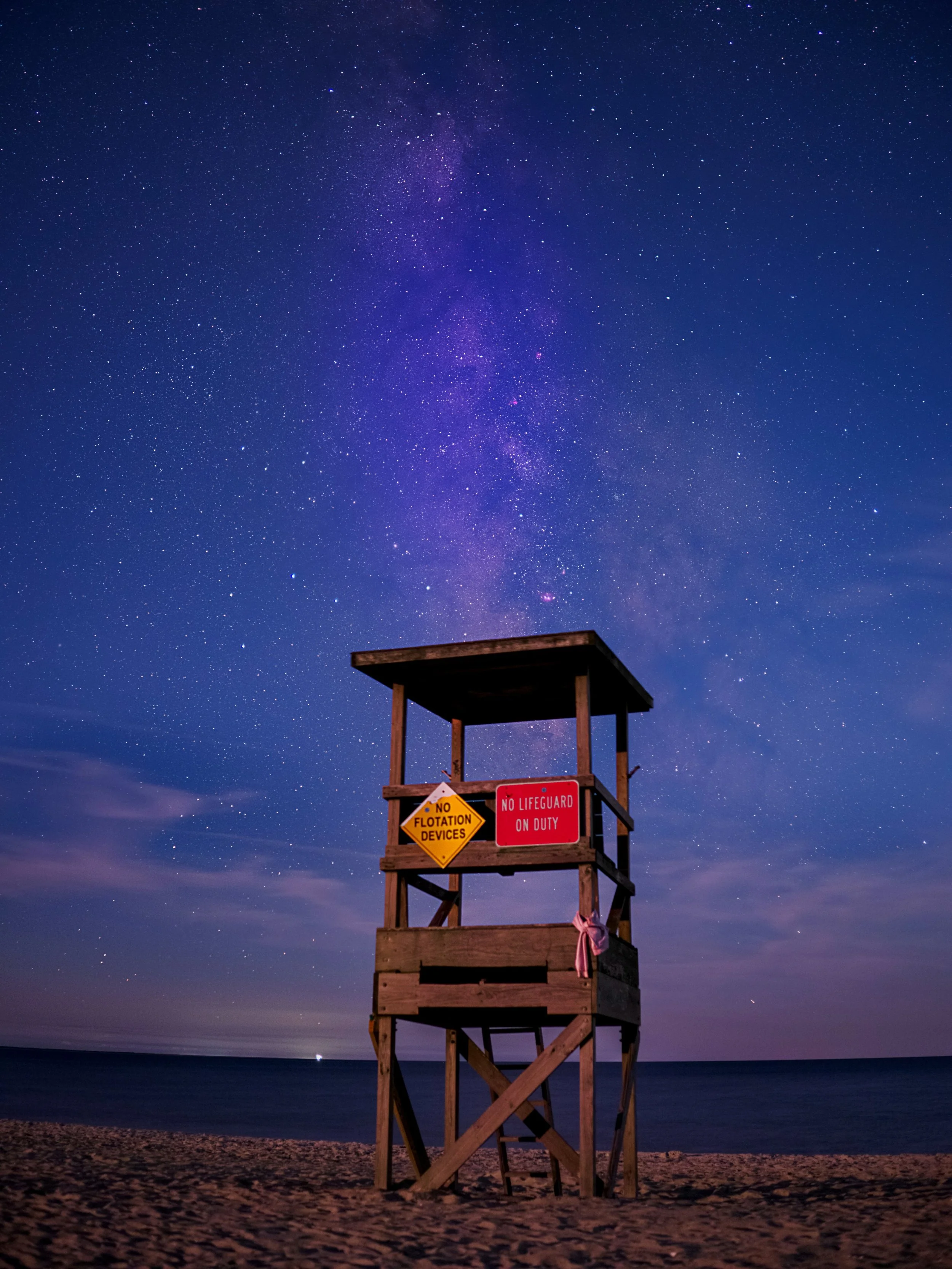 Milky way

Taken using the @omsystem.americas M Zuiko 17mm lens and the OM-3 astro camera
3.2 seconds f1.2 ISO 6400

Taken during our @naturephotoretreats Cape Cod workshop

#omsystem #om3astro #milkyway #nightsky #lisatomphotos