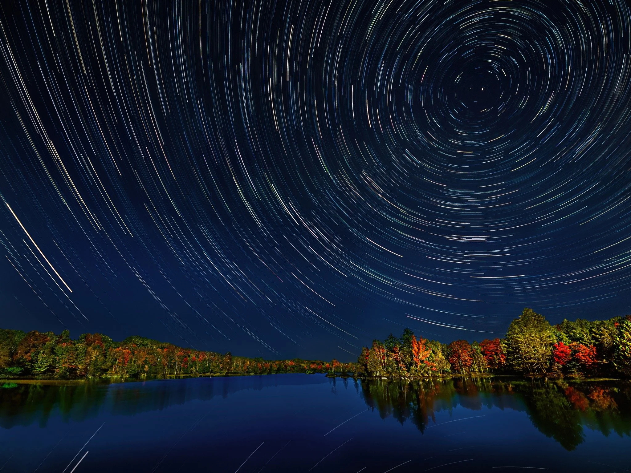 Star trails, Adirondacks

Taken with the @omsystem.americas M Zuiko 8-25mm lens on the OM System OM-3 camera, focused on the stars using the Starry Sky AF using live composite, swipe right for settings.

#omsystem  #starryskAF #startrails #startrailp