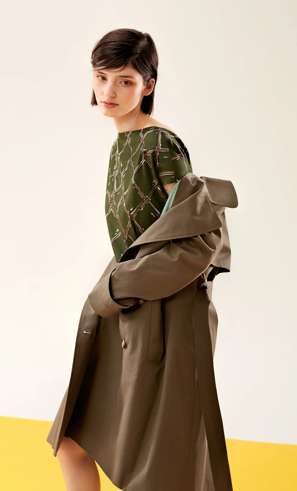 Annette_Rufeger_Trench_oliv_2.jpg