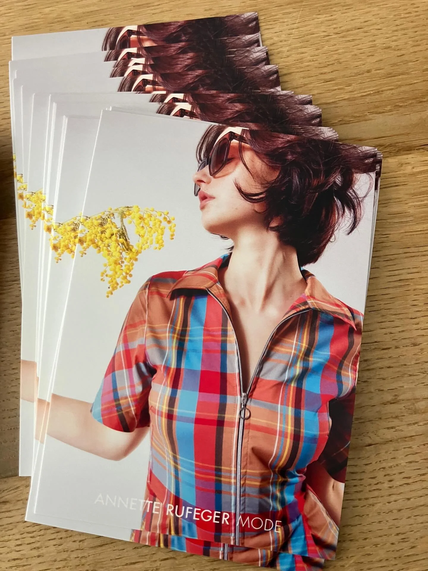 Exciting &ndash; just unpacked the new cards for you! 

IN THE MOOD 
summer26 
online and in store now
-> www.annetterufeger.de

#annetterufeger 
#madeinhamburg 
#localbrand
#ss26
