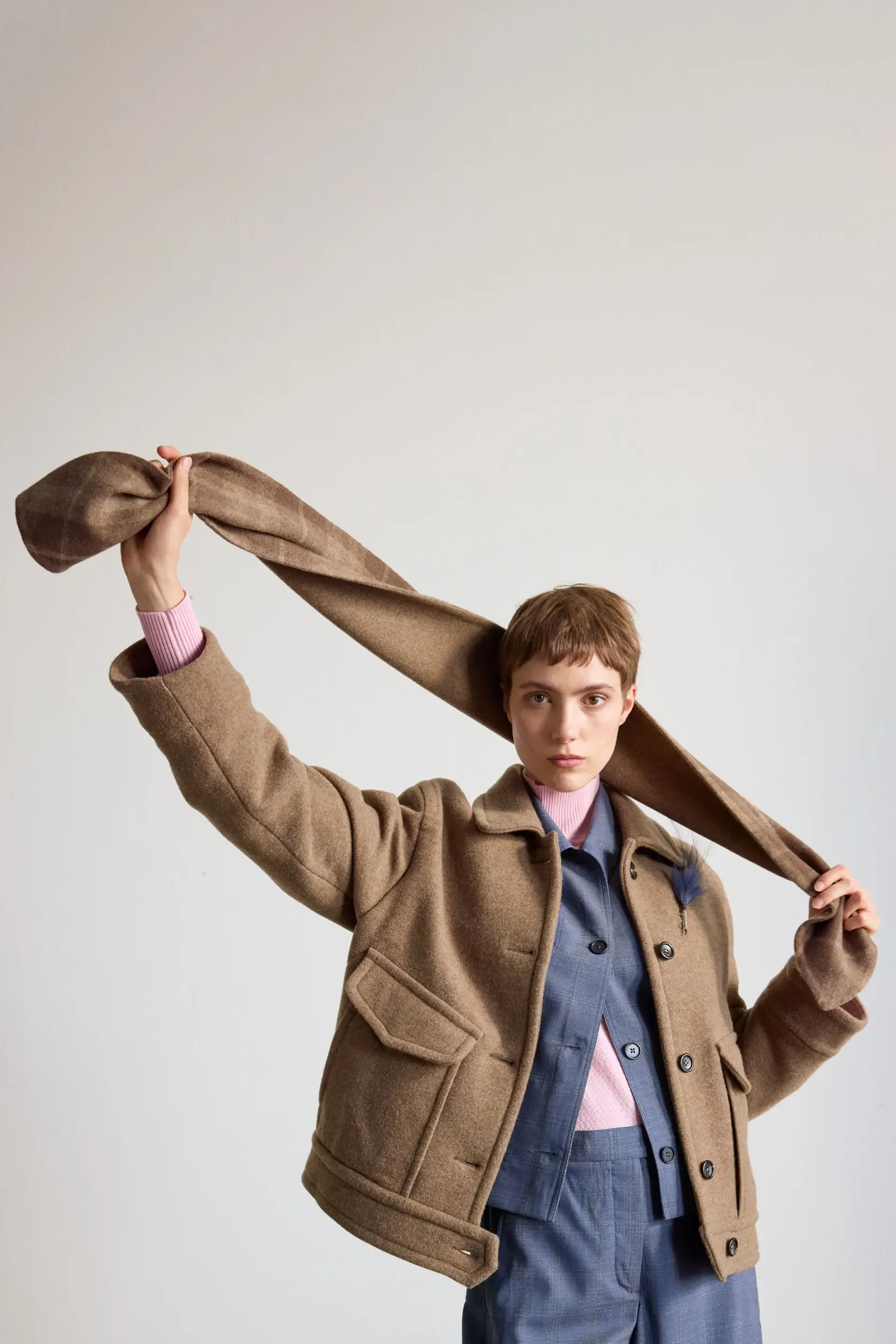 Jacke-und-Schal-doubleface-Schurwolle-AnnetteRufegerHW26.webp