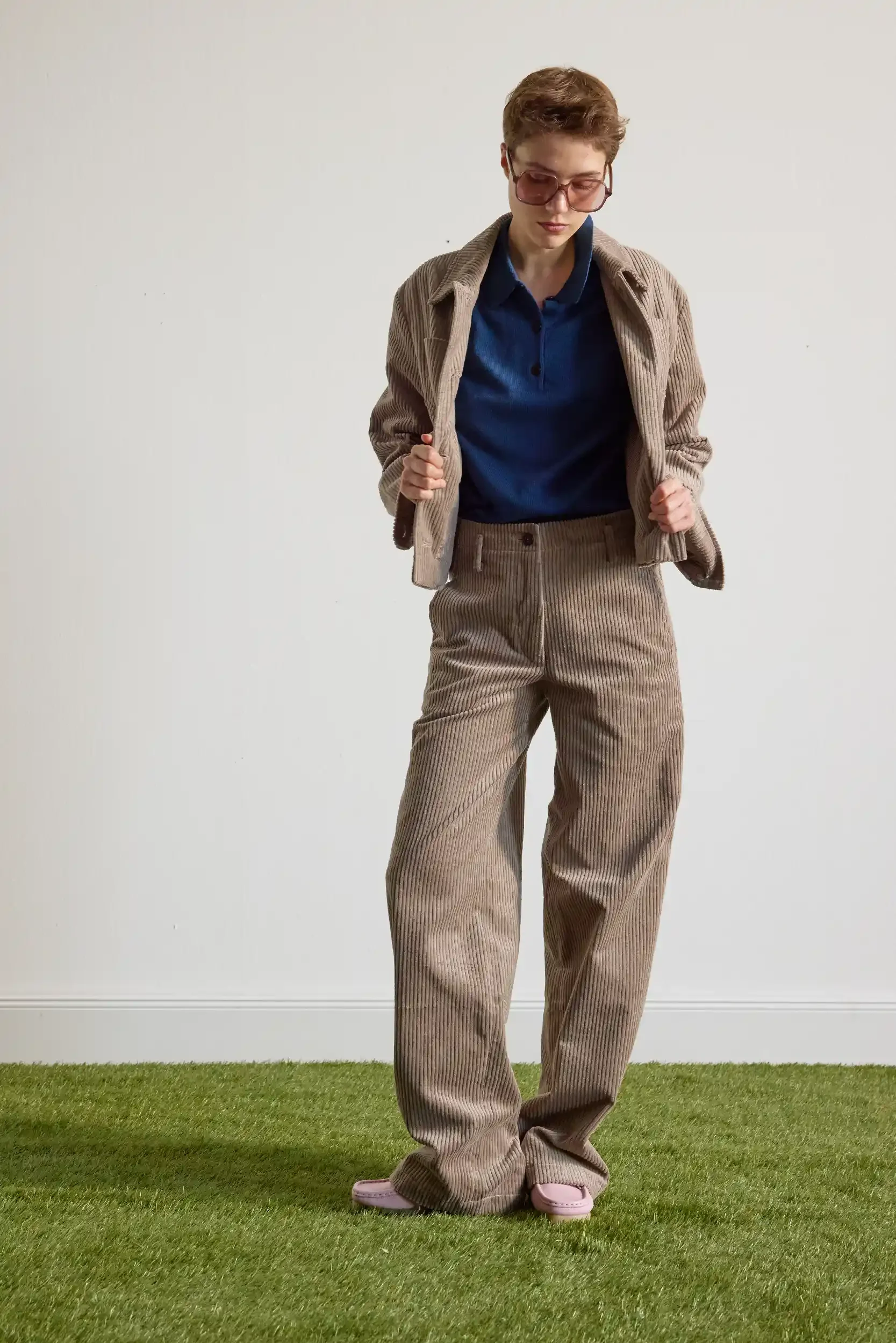 Cordhose-clay-Baumwolle-AnnetteRufegerHW26.webp