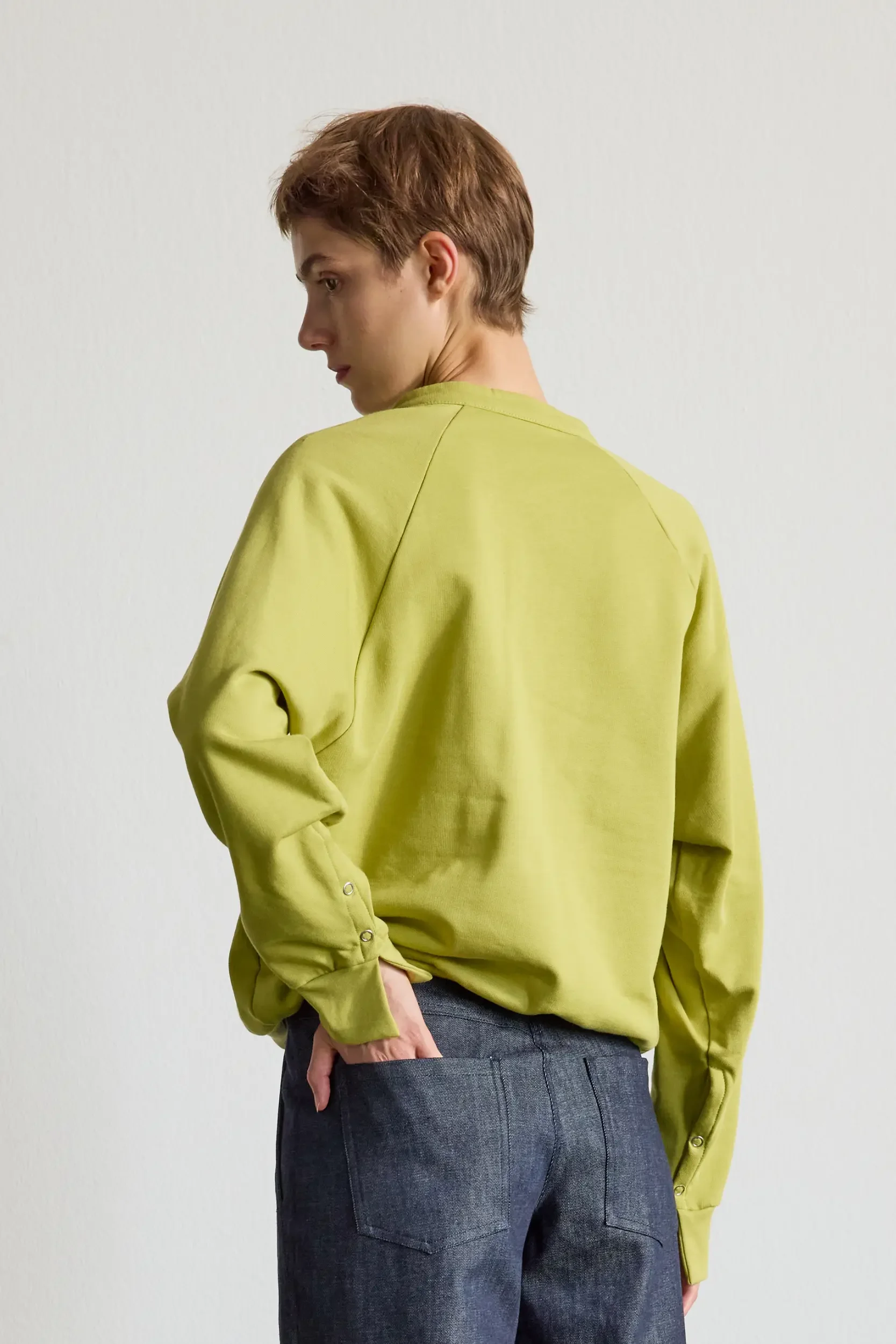 Sweatshirt-moos-Baumwolle-back-AnnetteRufegerHW26.webp