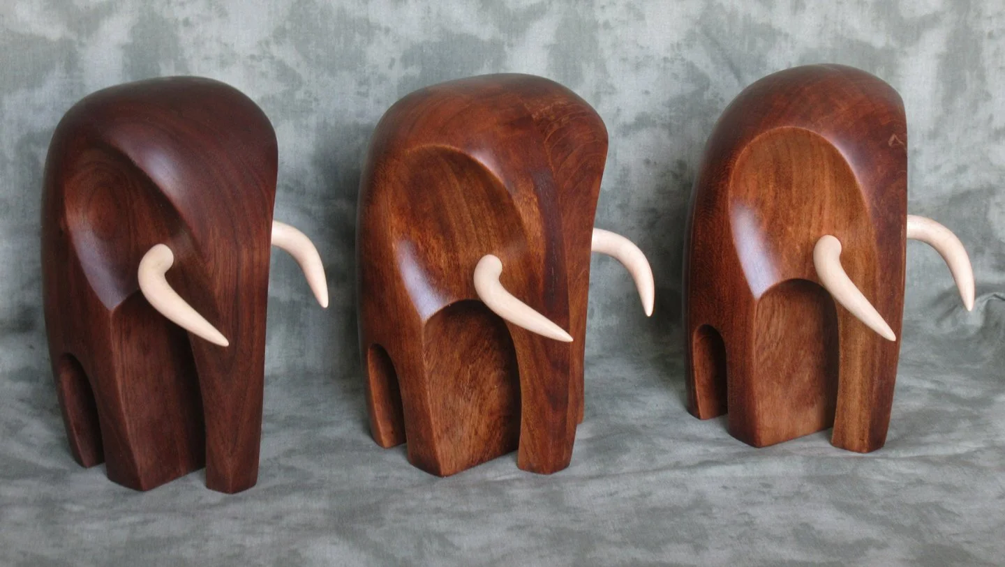 Russett_Les_Carving - les russett.jpg