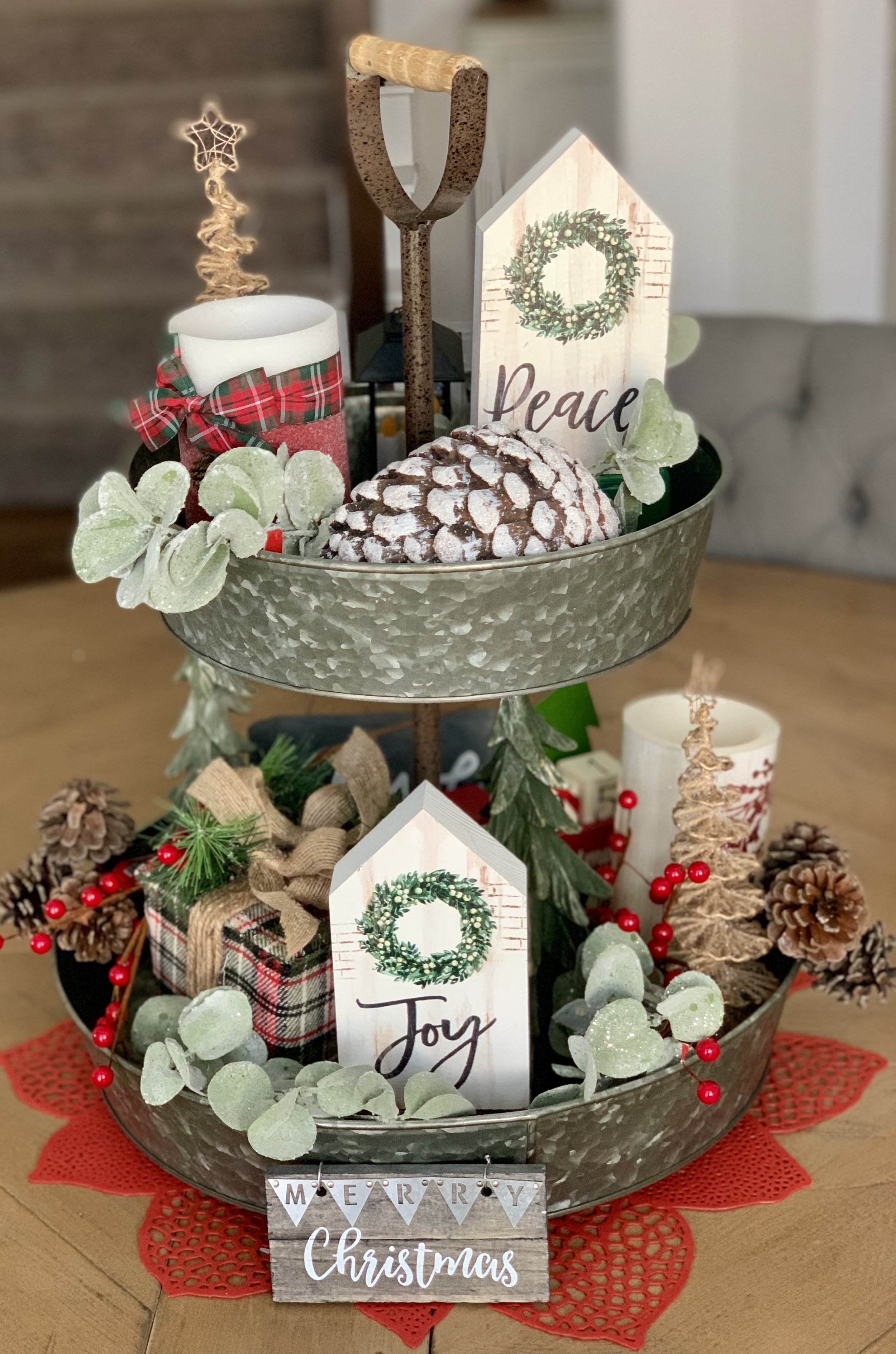 Simple Seasonal Table Decors with Minimal Pieces