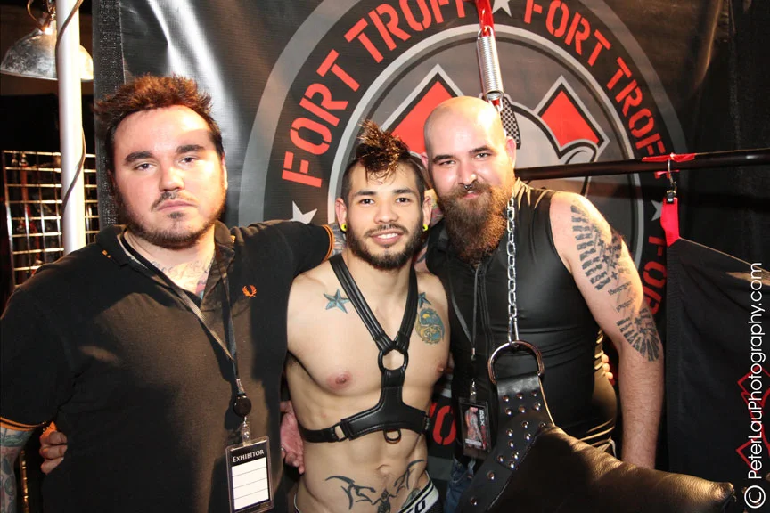 black-party-expo-2012_6911055890_o.jpg