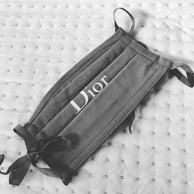 #jadoredior #dior #designerfacemask : We bought more shoe bags off eBay but have to pass the costs on to our clients. Dior &amp; Gucci &amp; Fendi Masks are $45 (priority shipping included!)