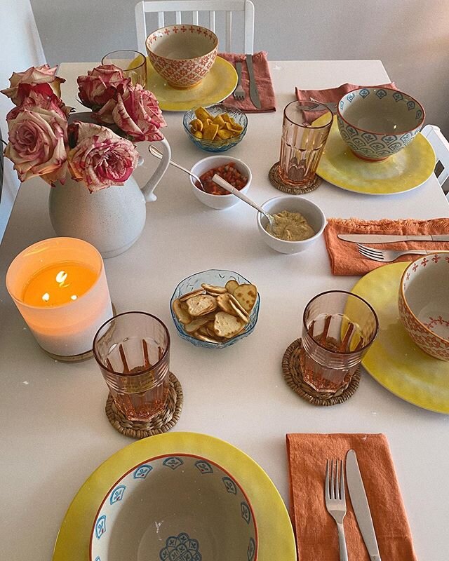 Last night I had my parents over for the 1st time since I moved out in March. I have been patiently (well maybe not so patient) waiting for this day❤️ ⠀
⠀
Everyone has experienced this time in a unique way. Personally, moving out in the midst of a pa
