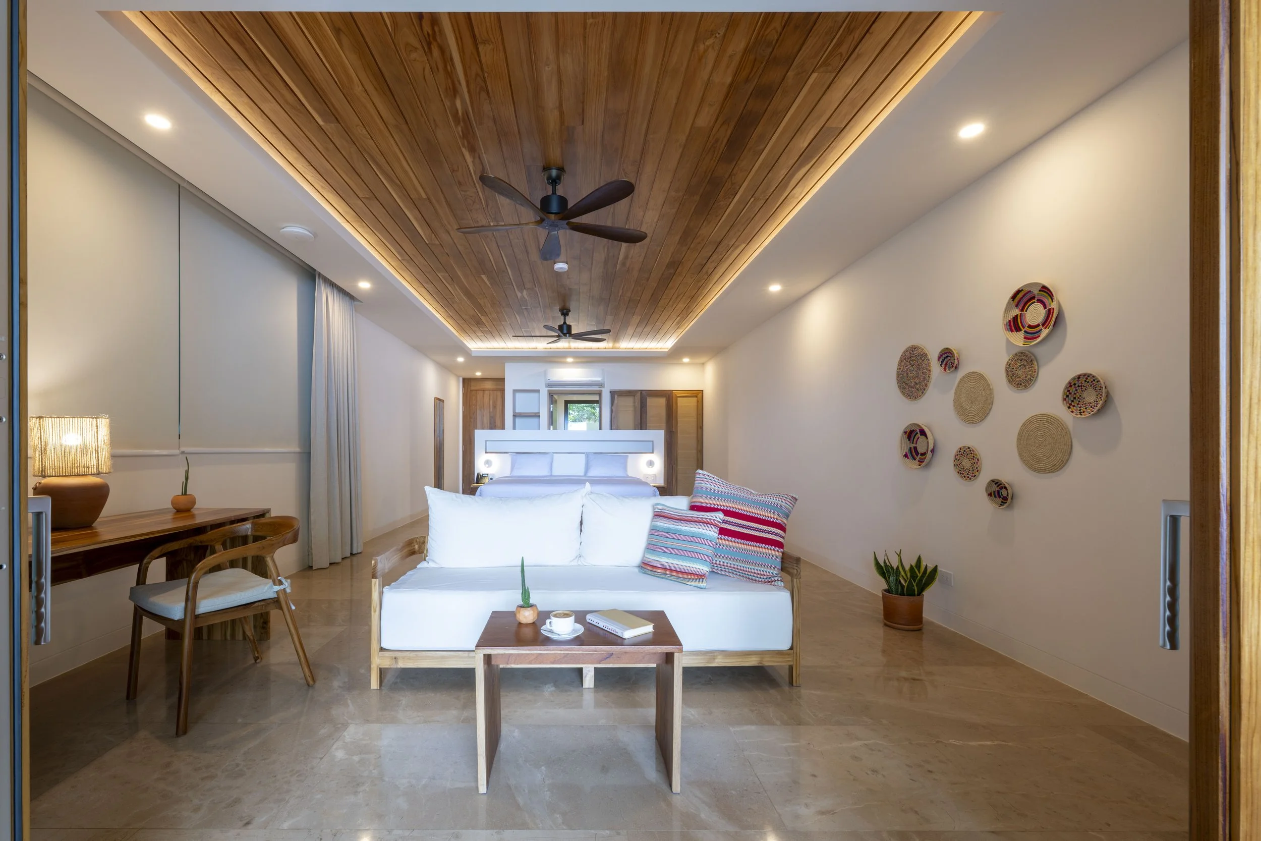 Beachfront Suite Terrace_2.jpg