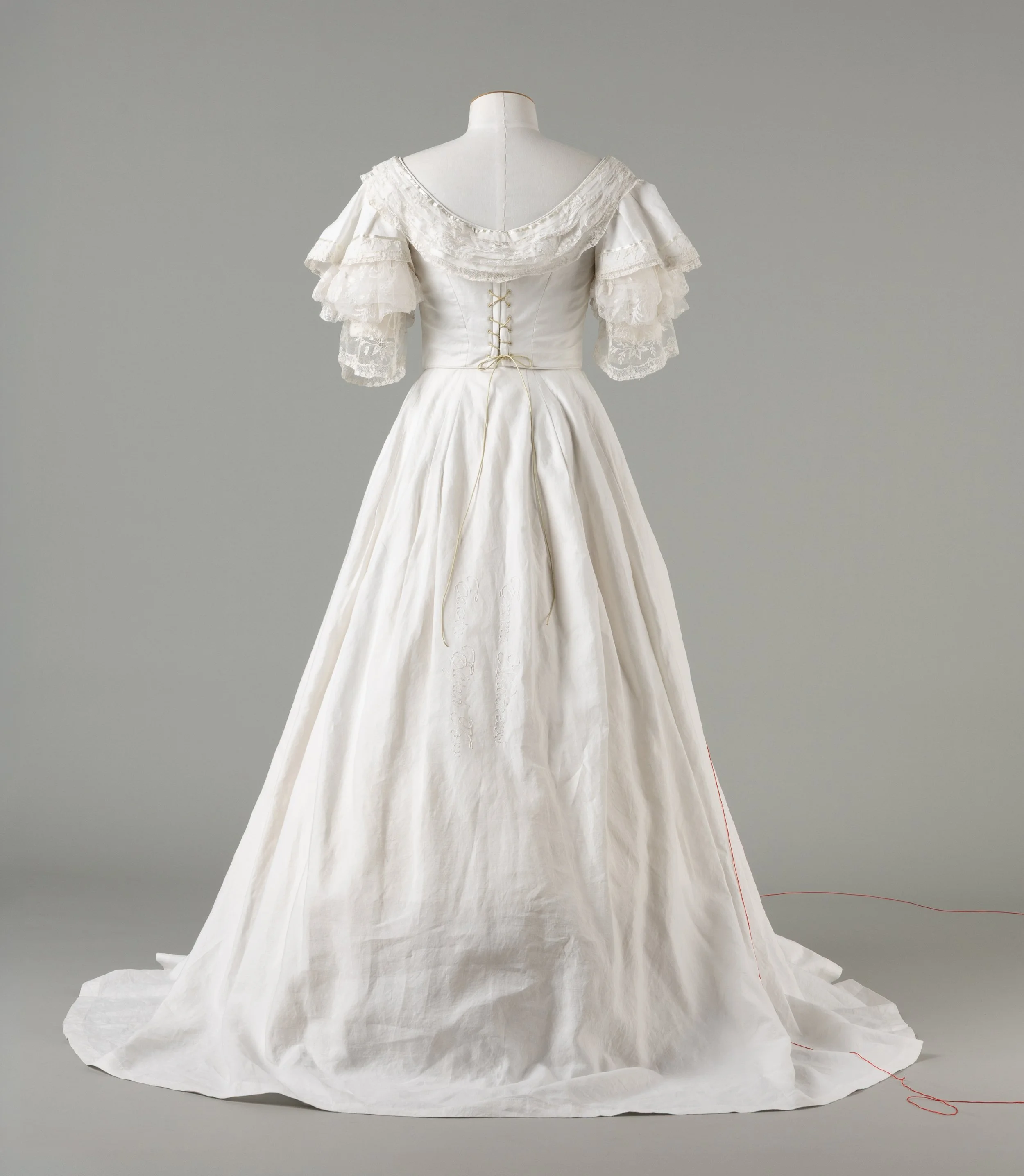 Jo Torr White Dresses-screen-3.jpg